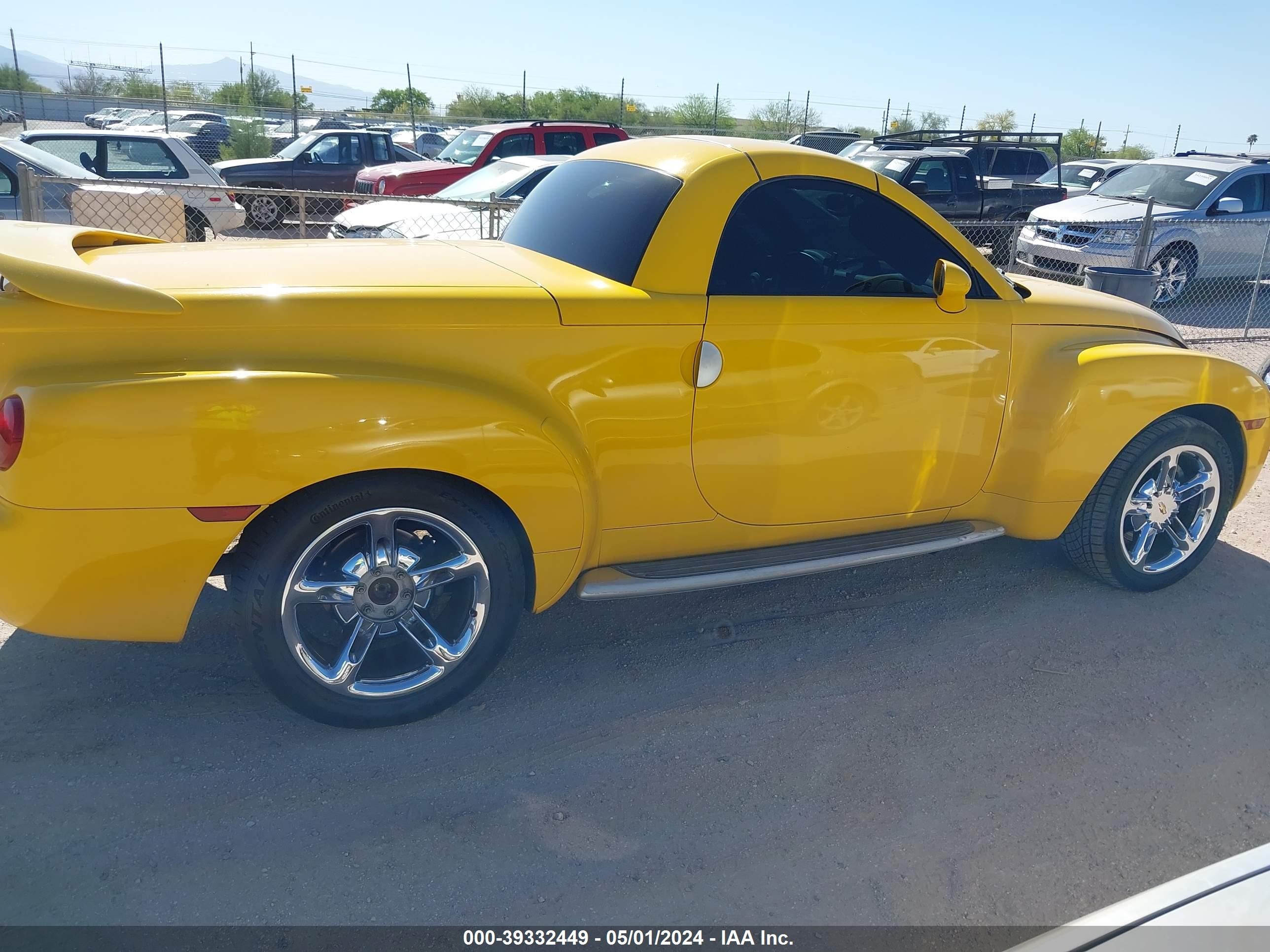 Photo 12 VIN: 1GCES14PX4B104955 - CHEVROLET SSR 