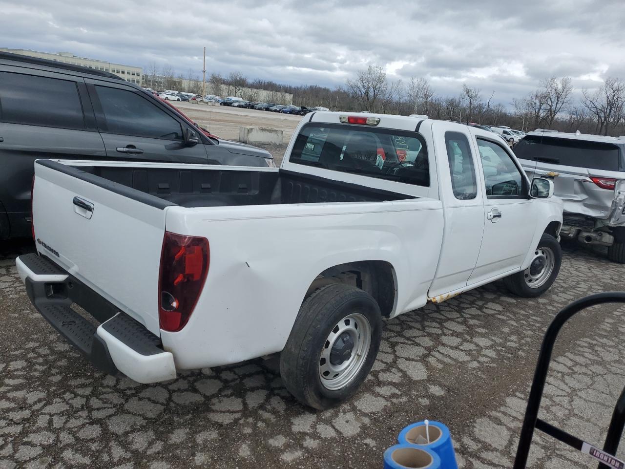 Photo 3 VIN: 1GCESBFE3C8121609 - CHEVROLET COLORADO 