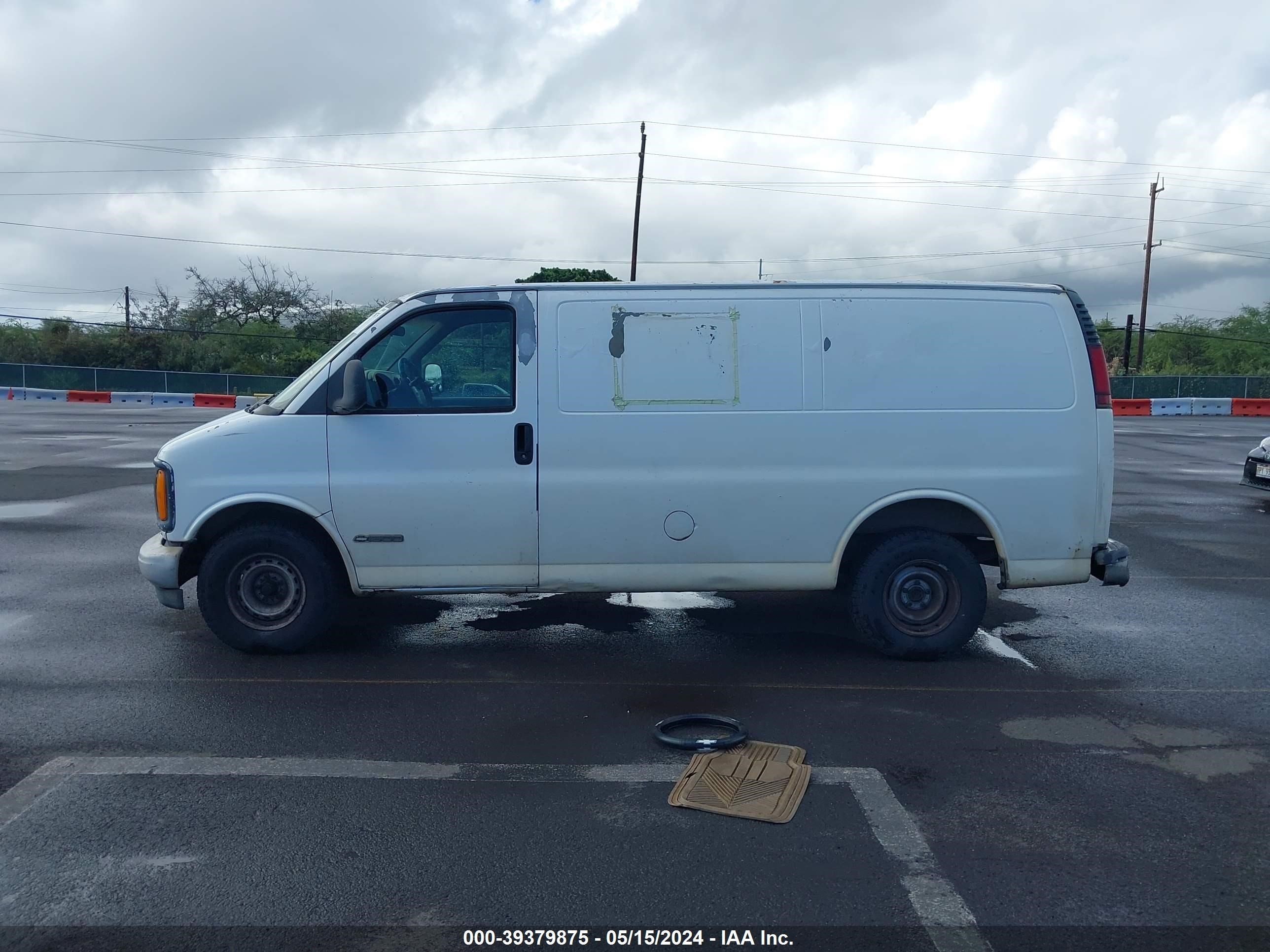 Photo 13 VIN: 1GCFG15M011122831 - CHEVROLET EXPRESS 