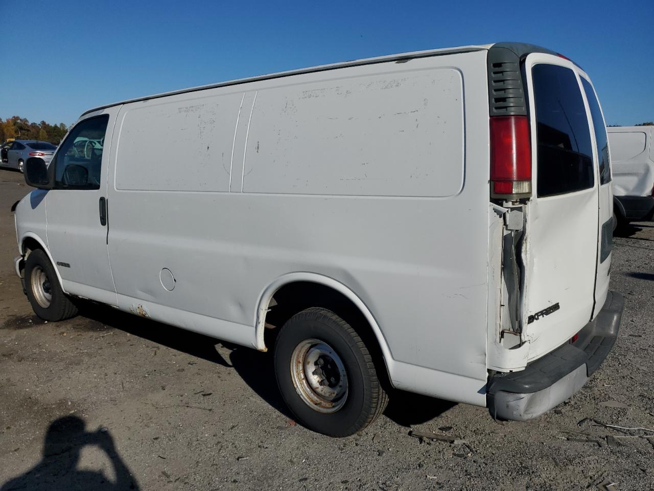 Photo 1 VIN: 1GCFG15W021178058 - CHEVROLET EXPRESS 