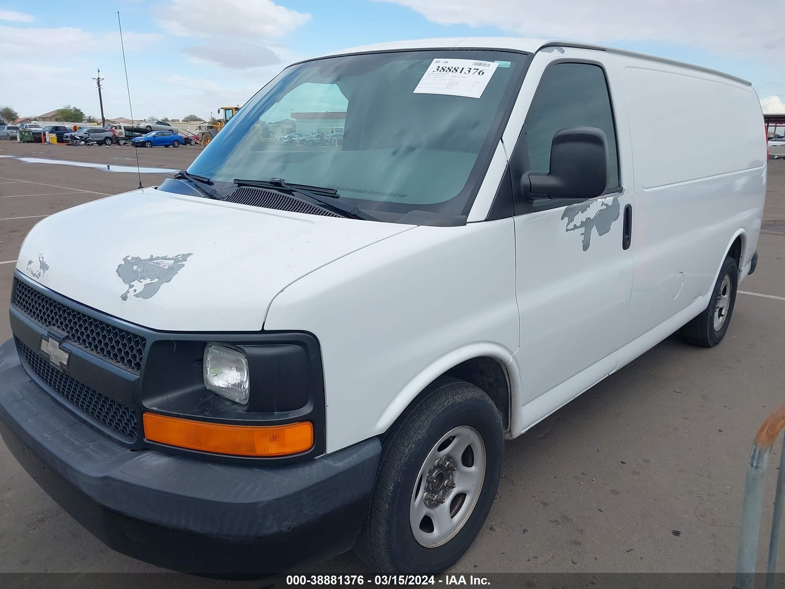 Photo 1 VIN: 1GCFG15X061205161 - CHEVROLET EXPRESS 