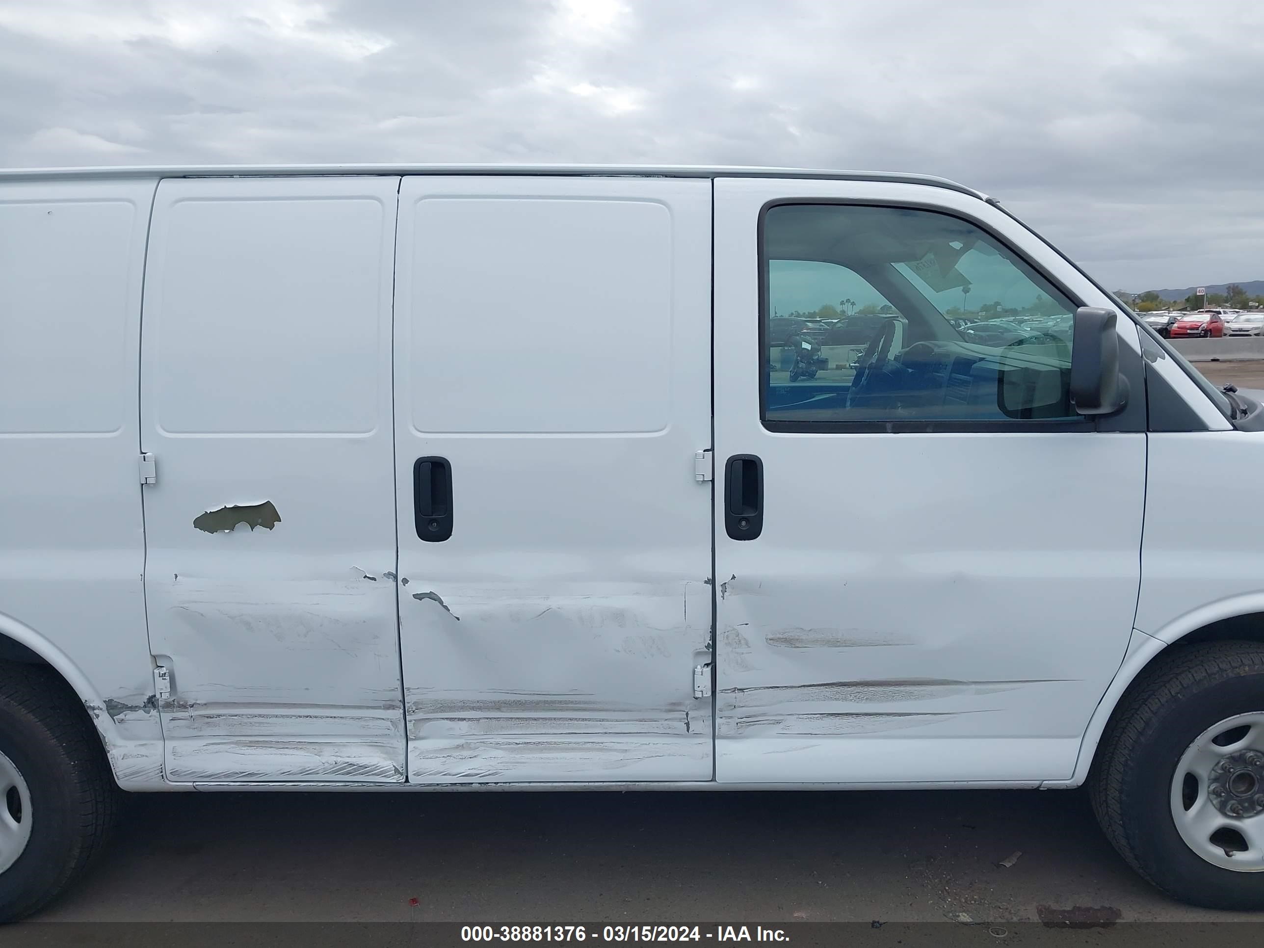 Photo 5 VIN: 1GCFG15X061205161 - CHEVROLET EXPRESS 