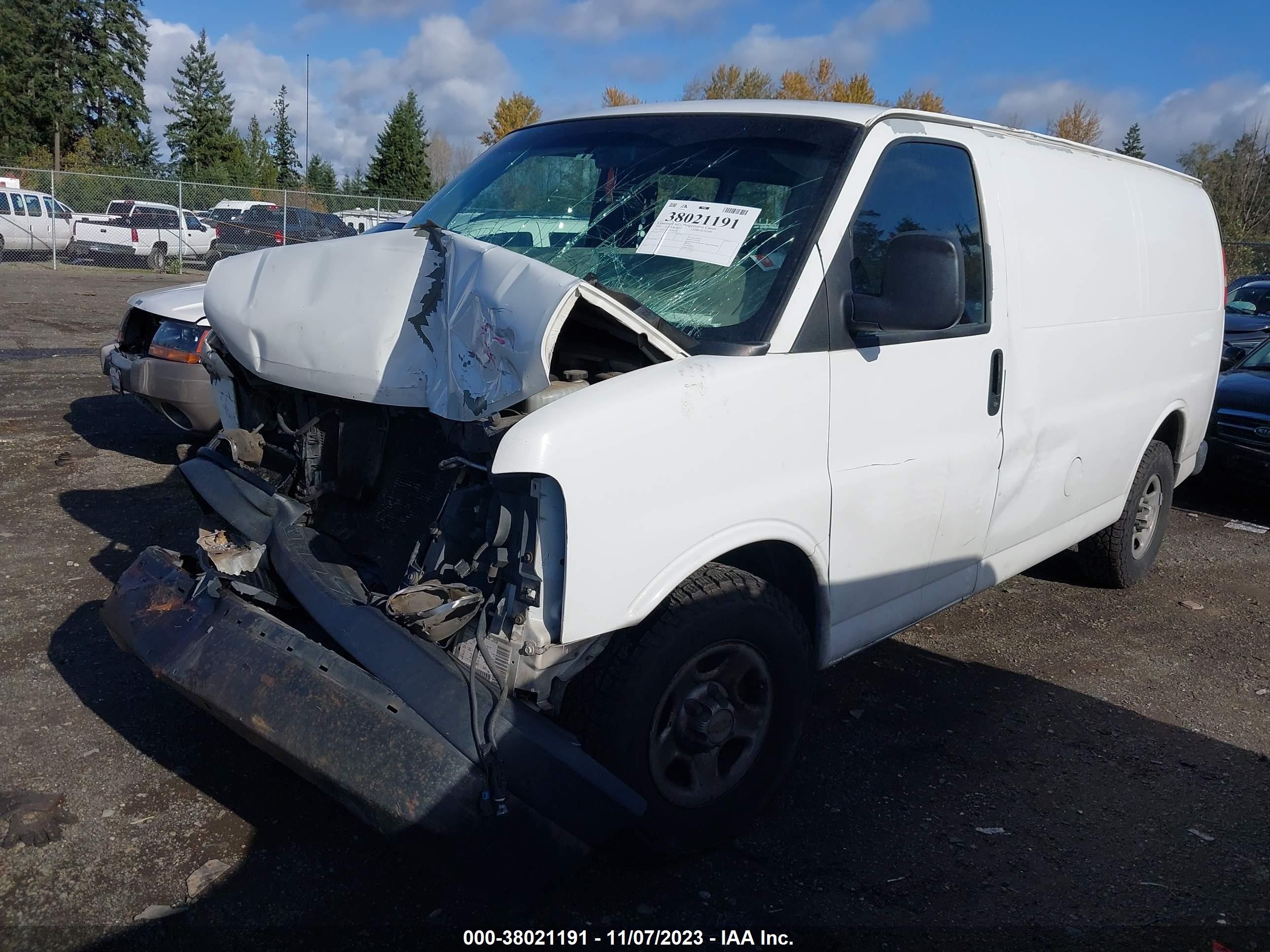 Photo 1 VIN: 1GCFG15X131208730 - CHEVROLET EXPRESS 