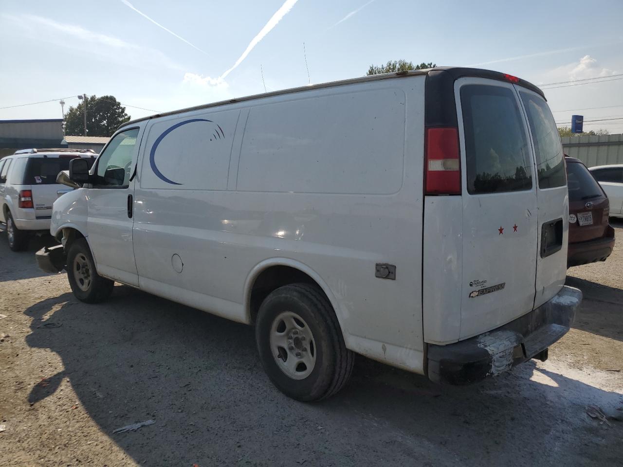 Photo 1 VIN: 1GCFG15X581158647 - CHEVROLET EXPRESS 