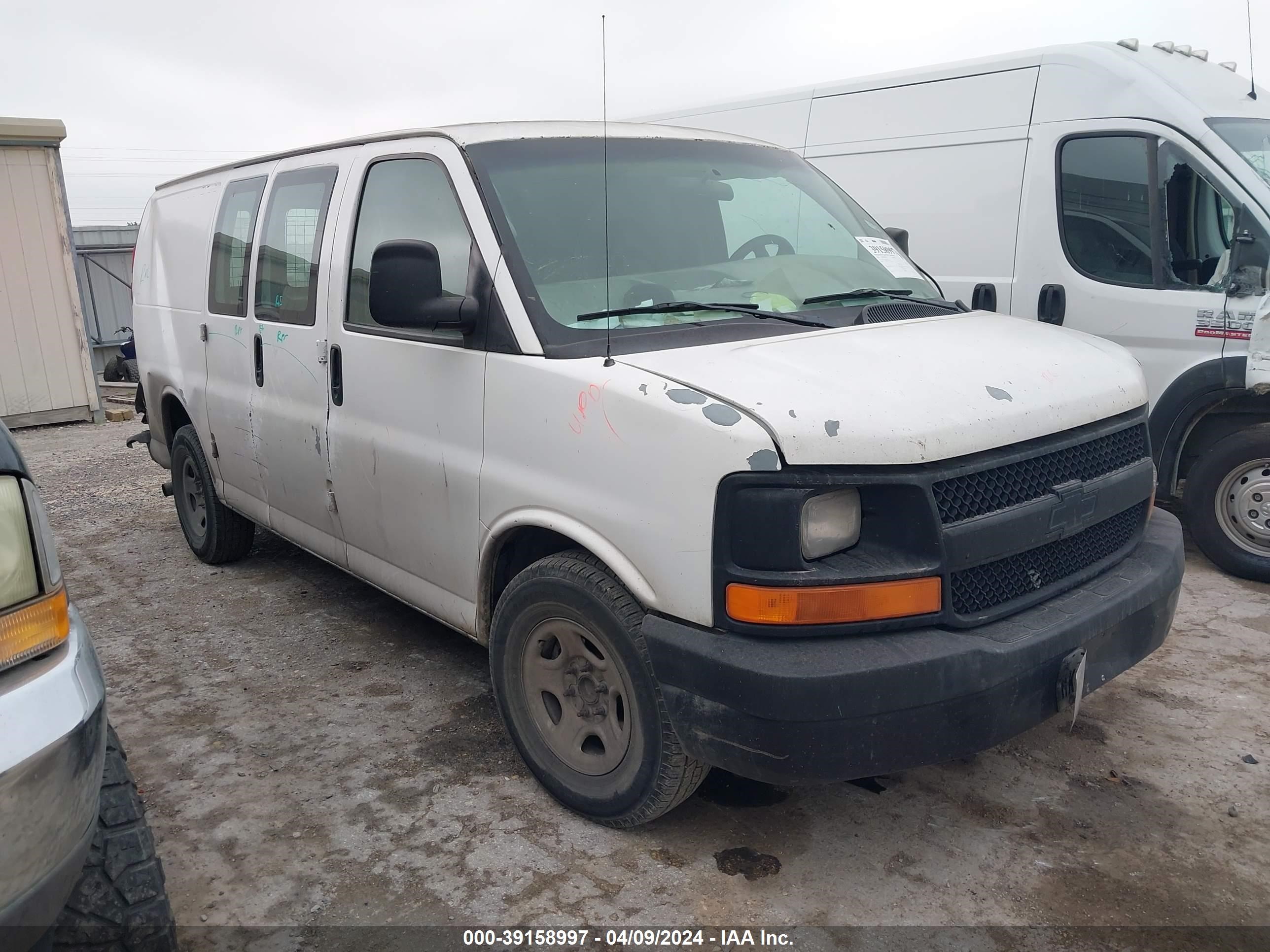 Photo 0 VIN: 1GCFG15X661162431 - CHEVROLET EXPRESS 