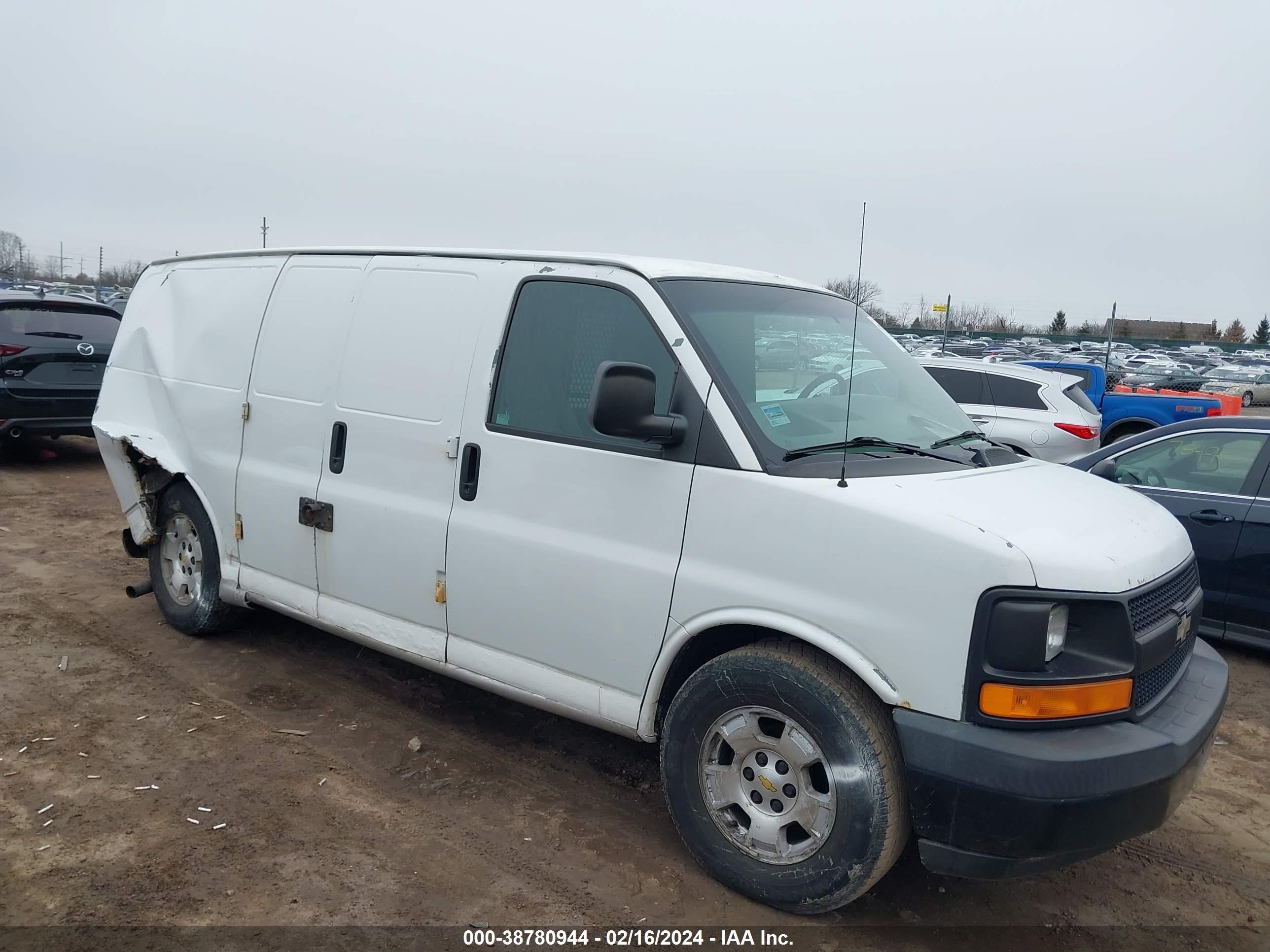 Photo 0 VIN: 1GCFG15XX51112808 - CHEVROLET EXPRESS 