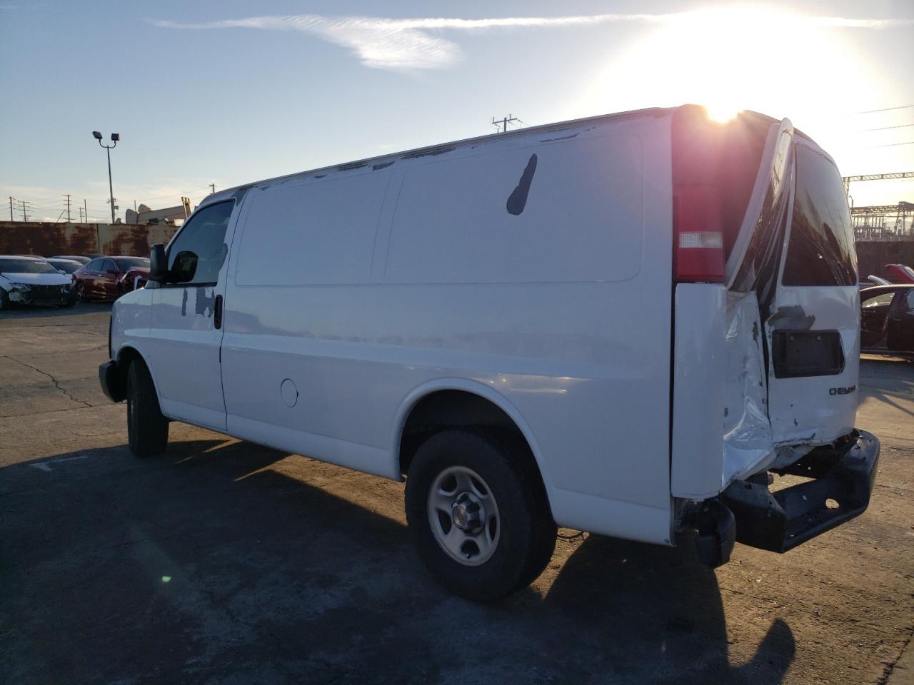 Photo 1 VIN: 1GCFG15XX51133982 - CHEVROLET EXPRESS 