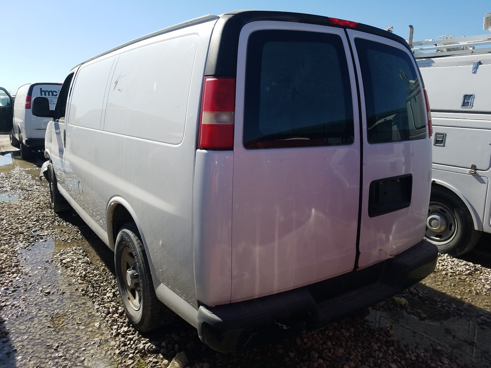 Photo 2 VIN: 1GCFG15XX71252635 - CHEVROLET EXPRESS G1 