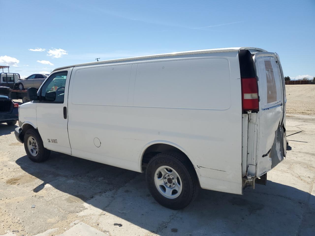 Photo 1 VIN: 1GCFG15XX81186282 - CHEVROLET EXPRESS 