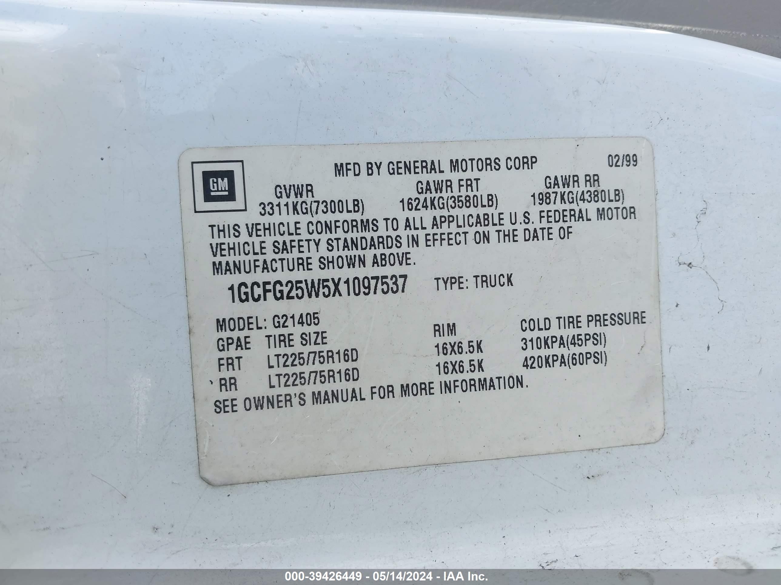 Photo 8 VIN: 1GCFG25W5X1097537 - CHEVROLET EXPRESS 