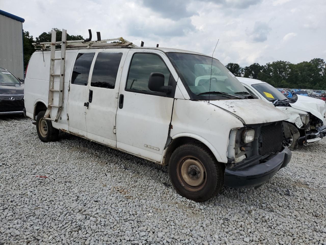 Photo 3 VIN: 1GCFG29M6V1071017 - CHEVROLET EXPRESS 