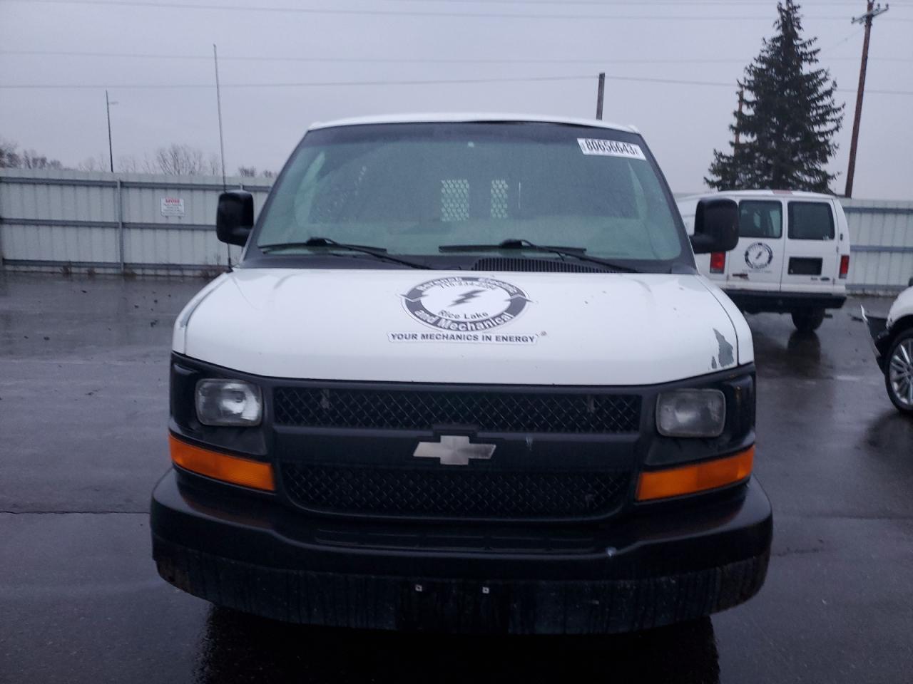 Photo 4 VIN: 1GCFG29T231188758 - CHEVROLET EXPRESS 