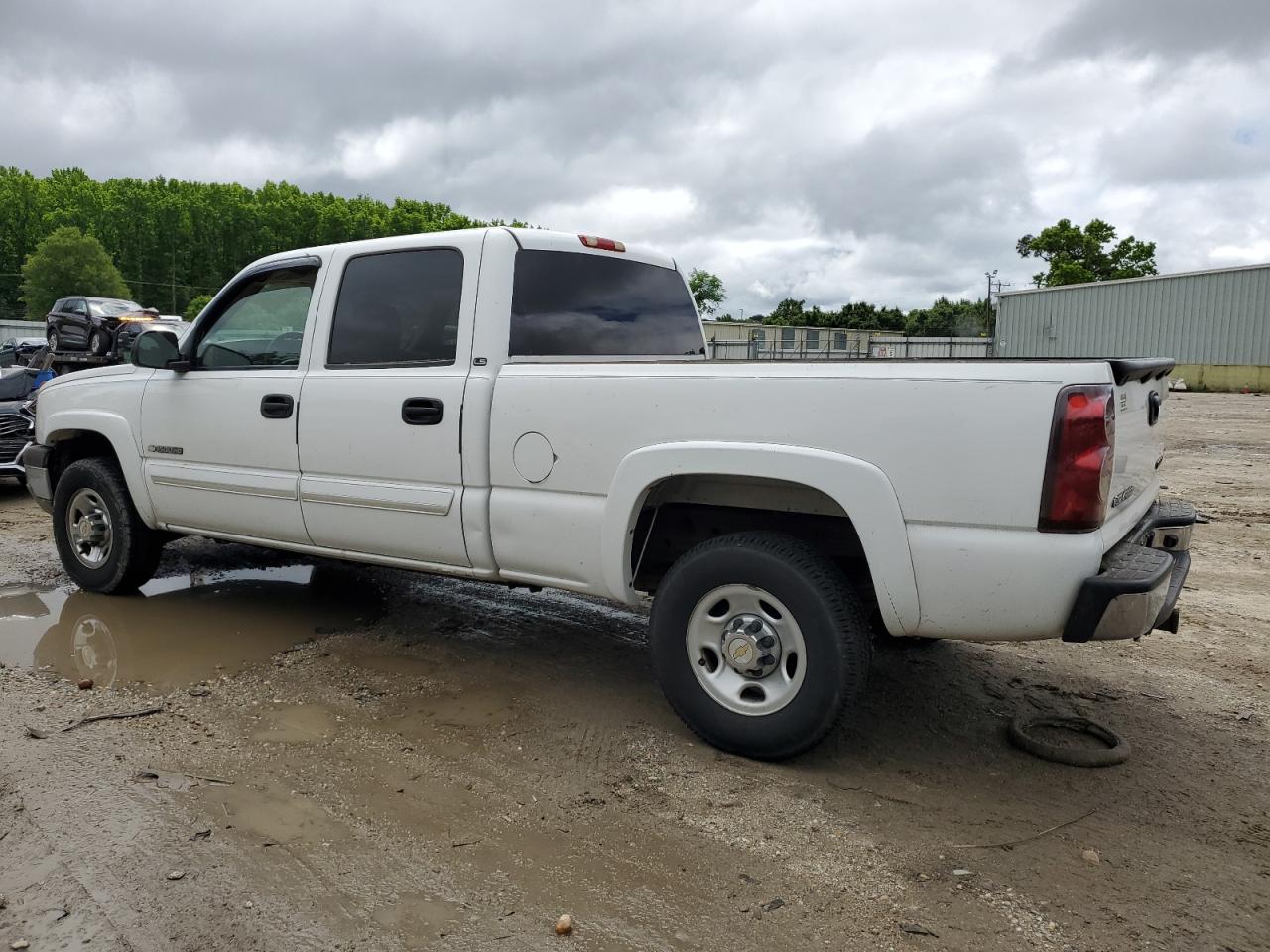 Photo 1 VIN: 1GCGC13U33F218008 - CHEVROLET SILVERADO 