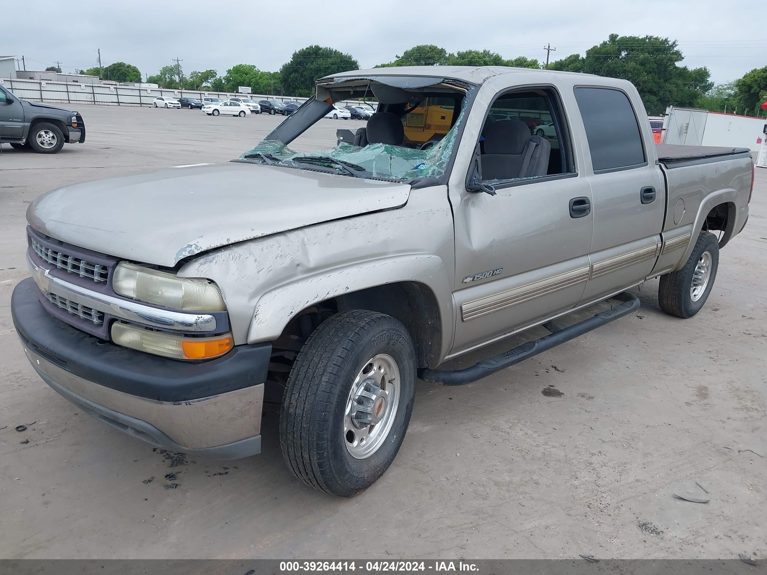 Photo 1 VIN: 1GCGC13U52F182658 - CHEVROLET SILVERADO 