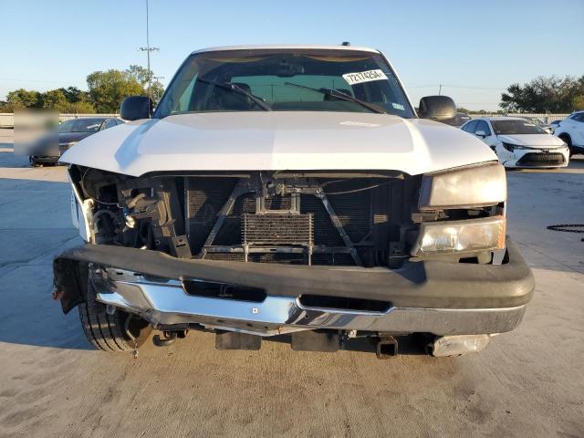 Photo 4 VIN: 1GCGC13U83F205349 - CHEVROLET SILVERADO 