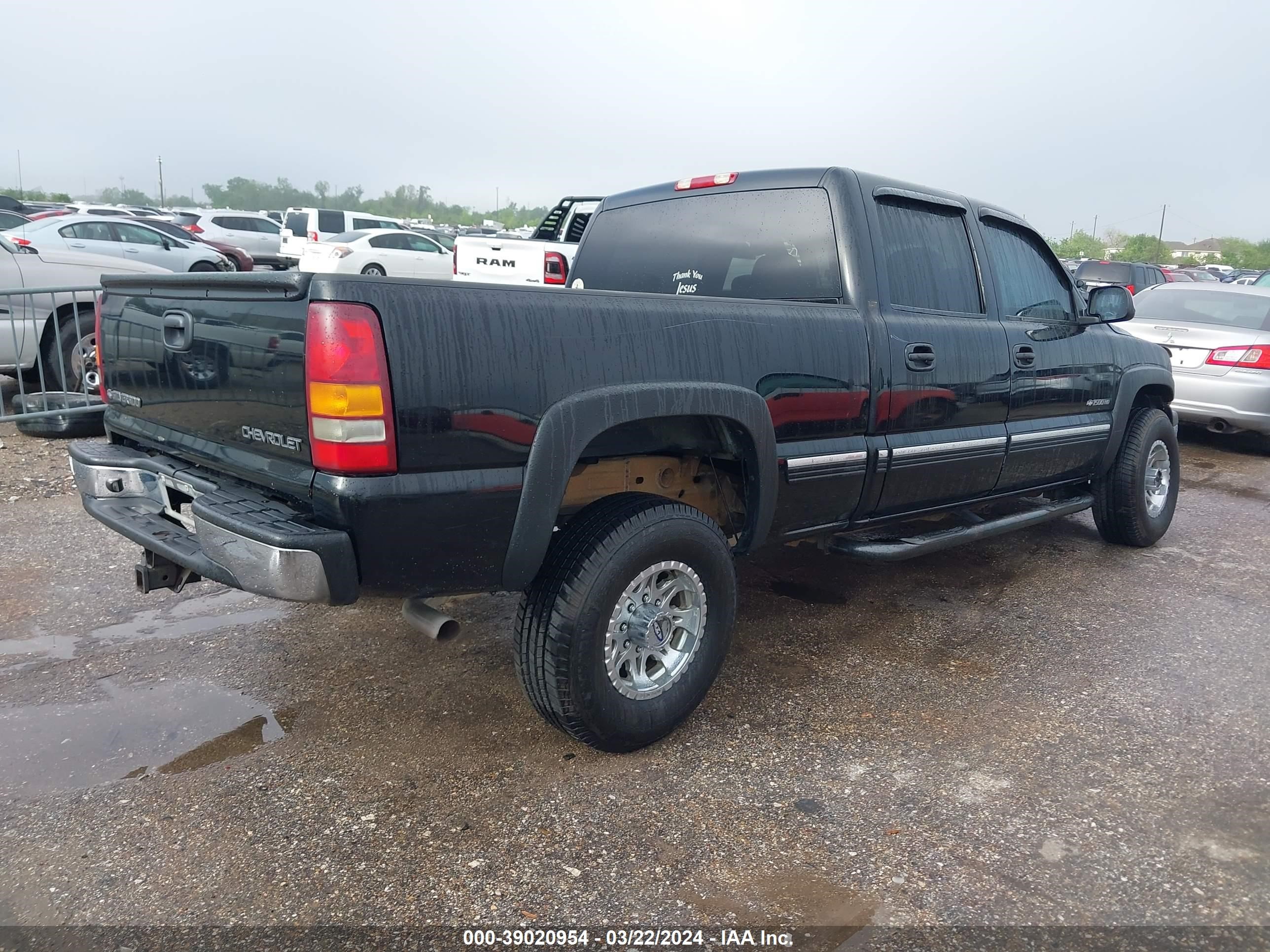 Photo 3 VIN: 1GCGC13U92F160694 - CHEVROLET SILVERADO 