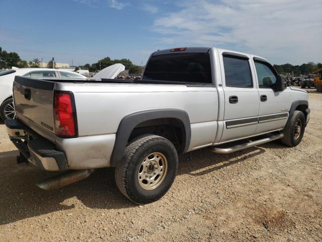 Photo 2 VIN: 1GCGC13U93F217820 - CHEVROLET SILVERADO 