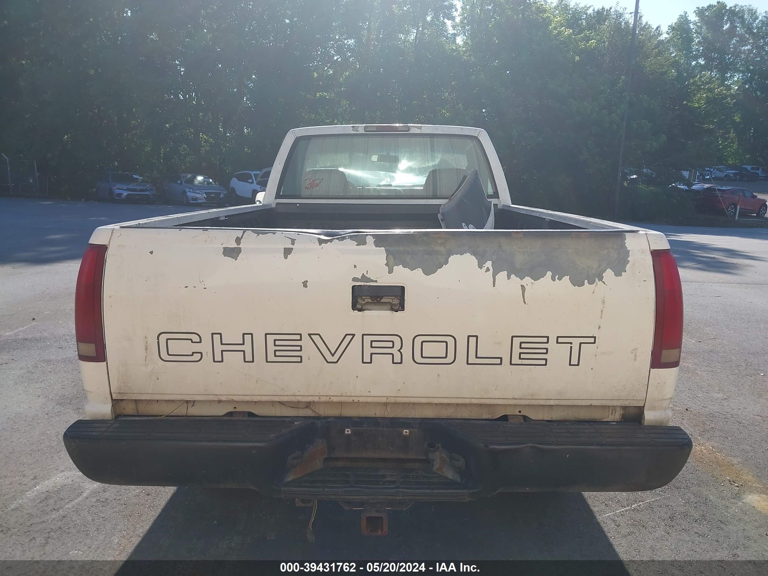 Photo 15 VIN: 1GCGC24R8YR187604 - CHEVROLET GMT-400 