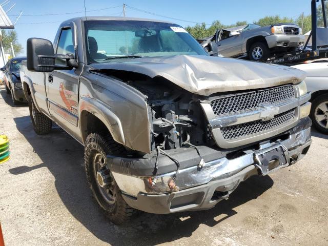 Photo 3 VIN: 1GCGC24U13Z148608 - CHEVROLET SILVERADO 