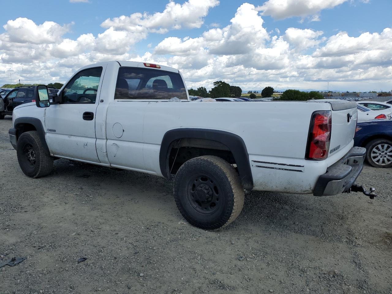 Photo 1 VIN: 1GCGC24U73Z270471 - CHEVROLET SILVERADO 