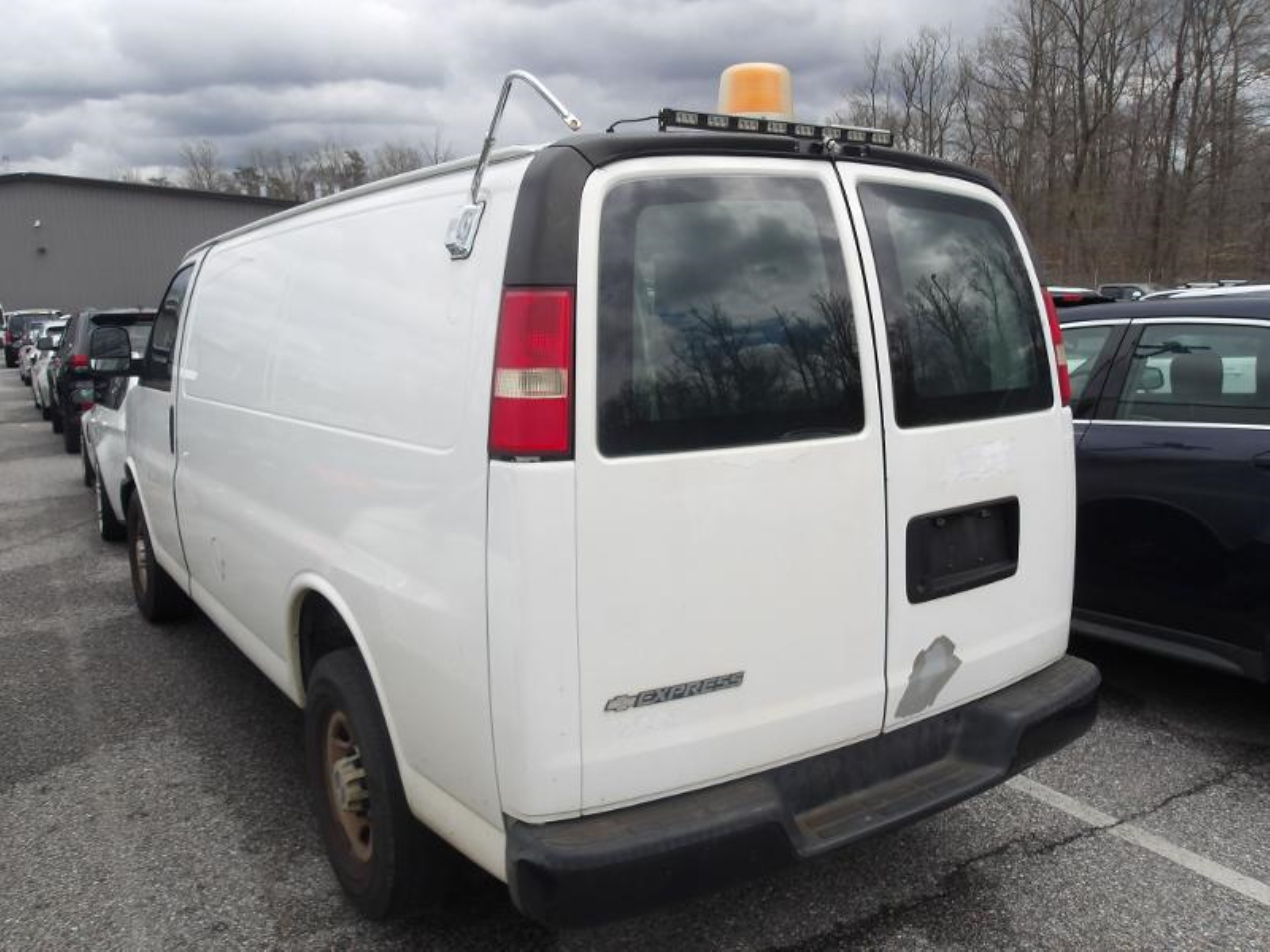 Photo 7 VIN: 1GCGG25C081228823 - CHEVROLET EXPRESS 