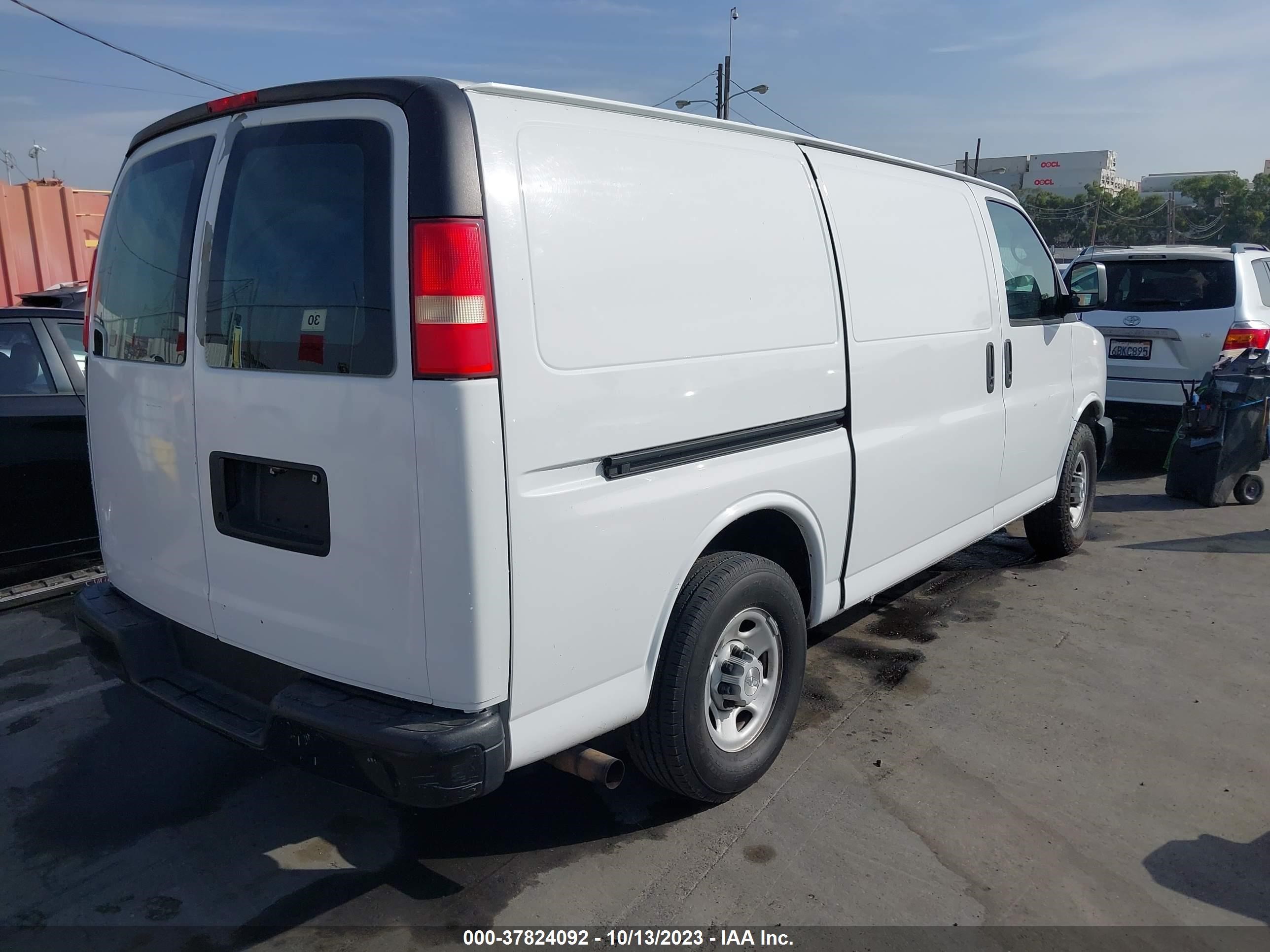 Photo 3 VIN: 1GCGG25C191102293 - CHEVROLET EXPRESS 