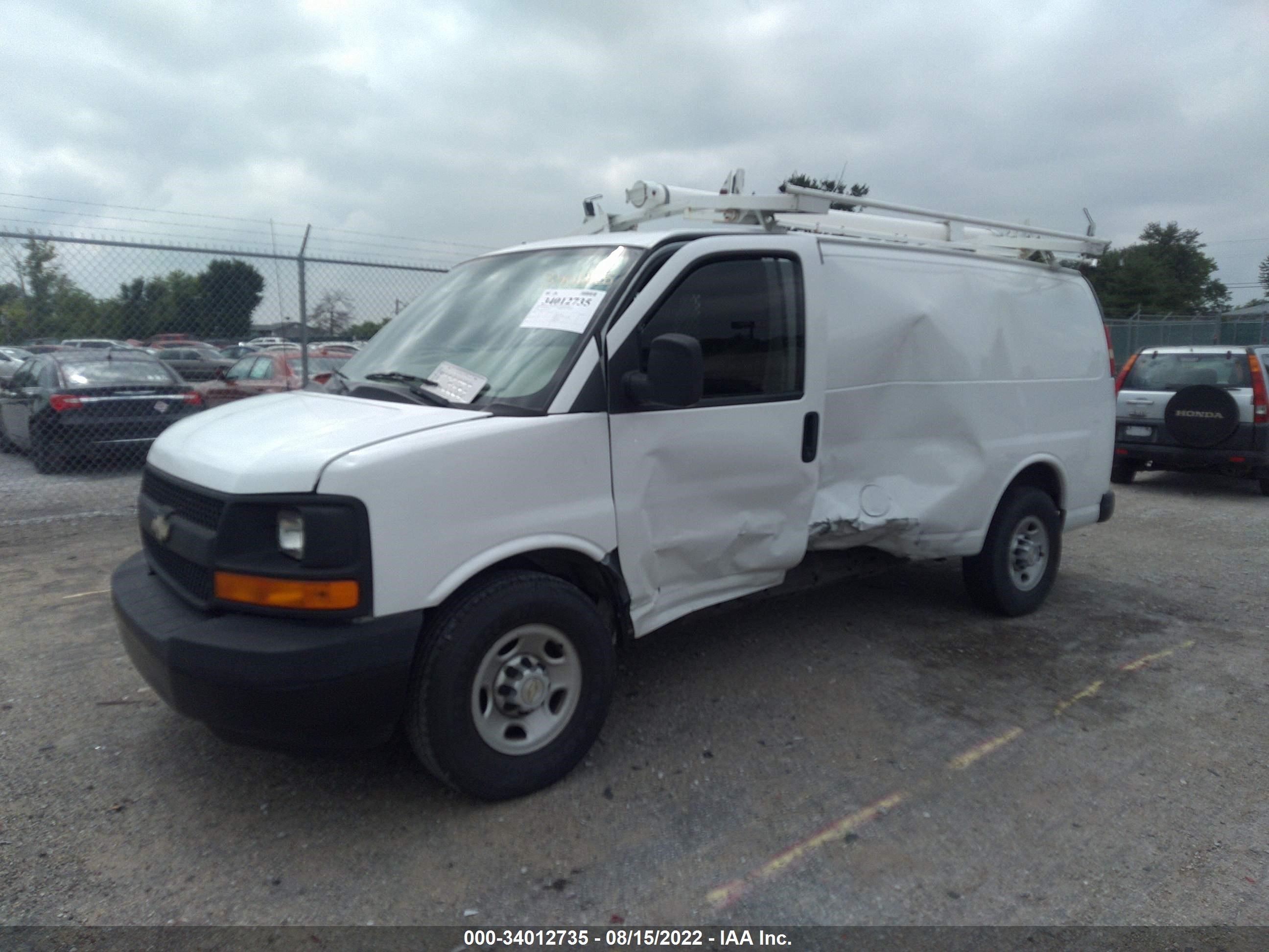 Photo 1 VIN: 1GCGG25C281216186 - CHEVROLET EXPRESS 