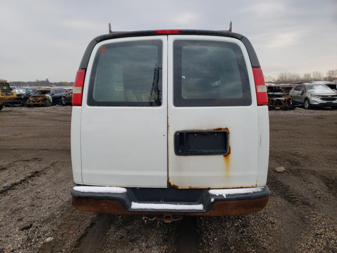 Photo 6 VIN: 1GCGG25C481118129 - CHEVROLET EXPRESS 