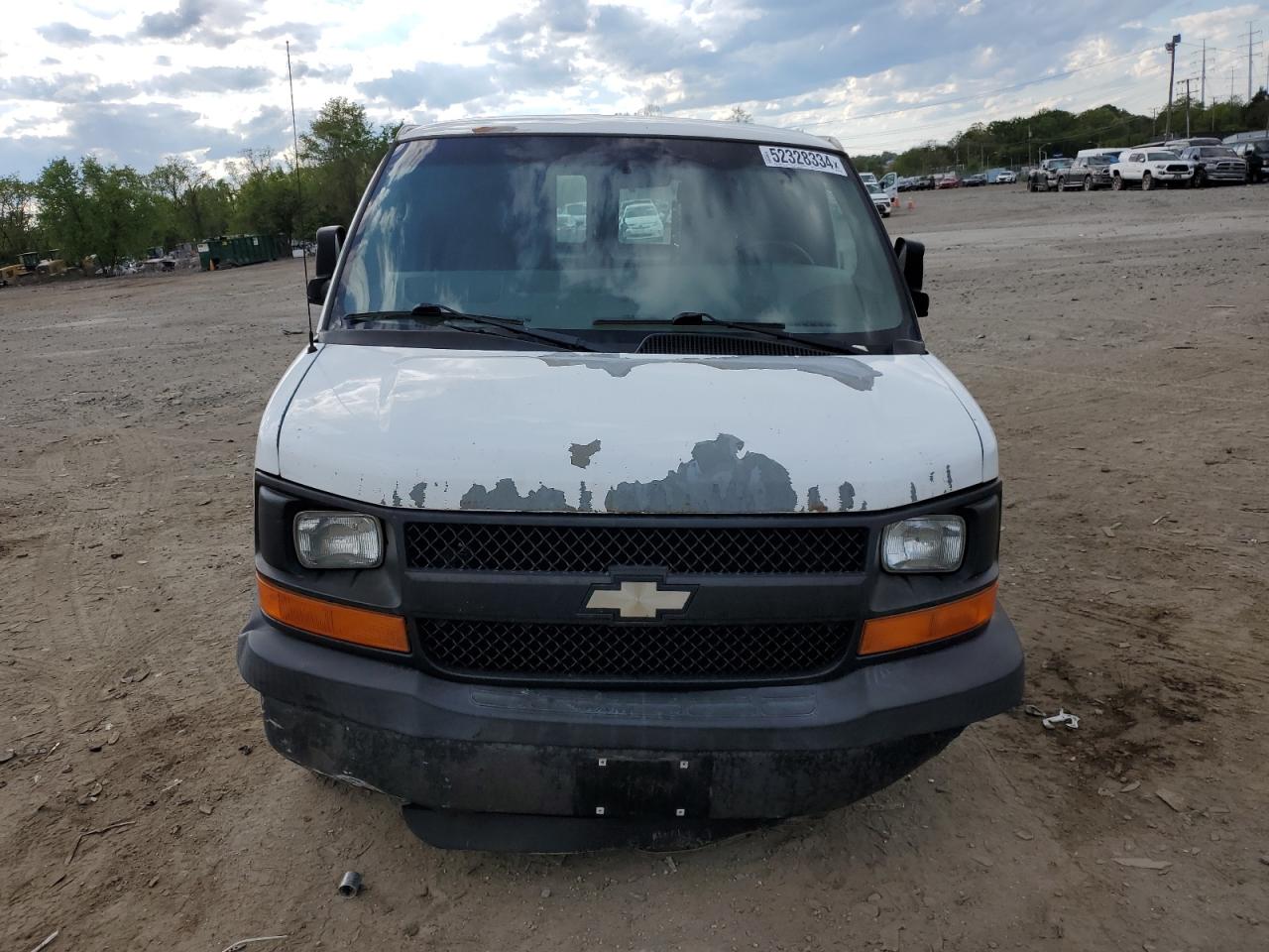 Photo 4 VIN: 1GCGG25C581104806 - CHEVROLET EXPRESS 