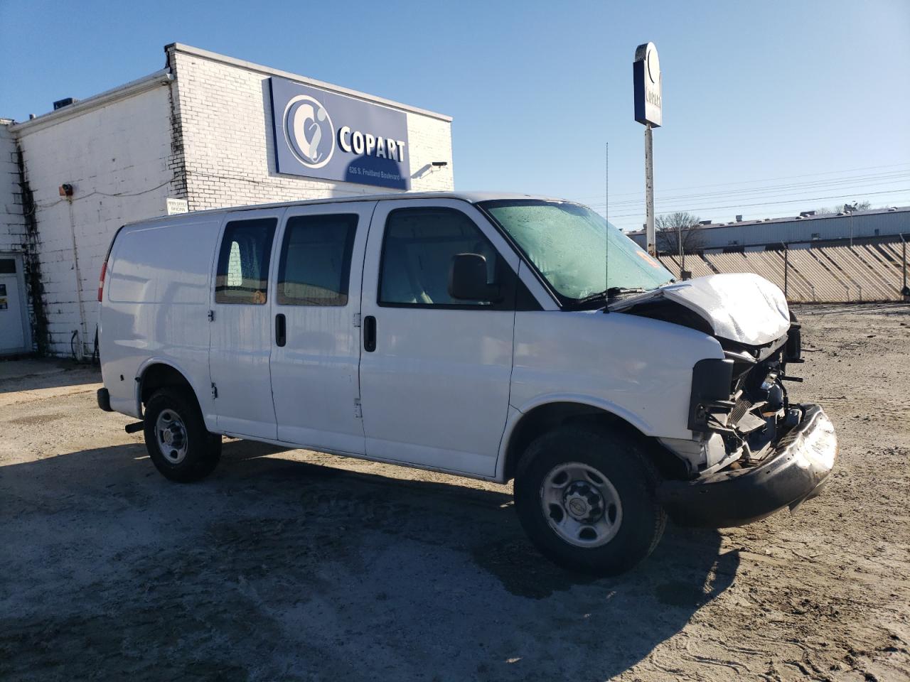 Photo 3 VIN: 1GCGG25C591147785 - CHEVROLET EXPRESS 