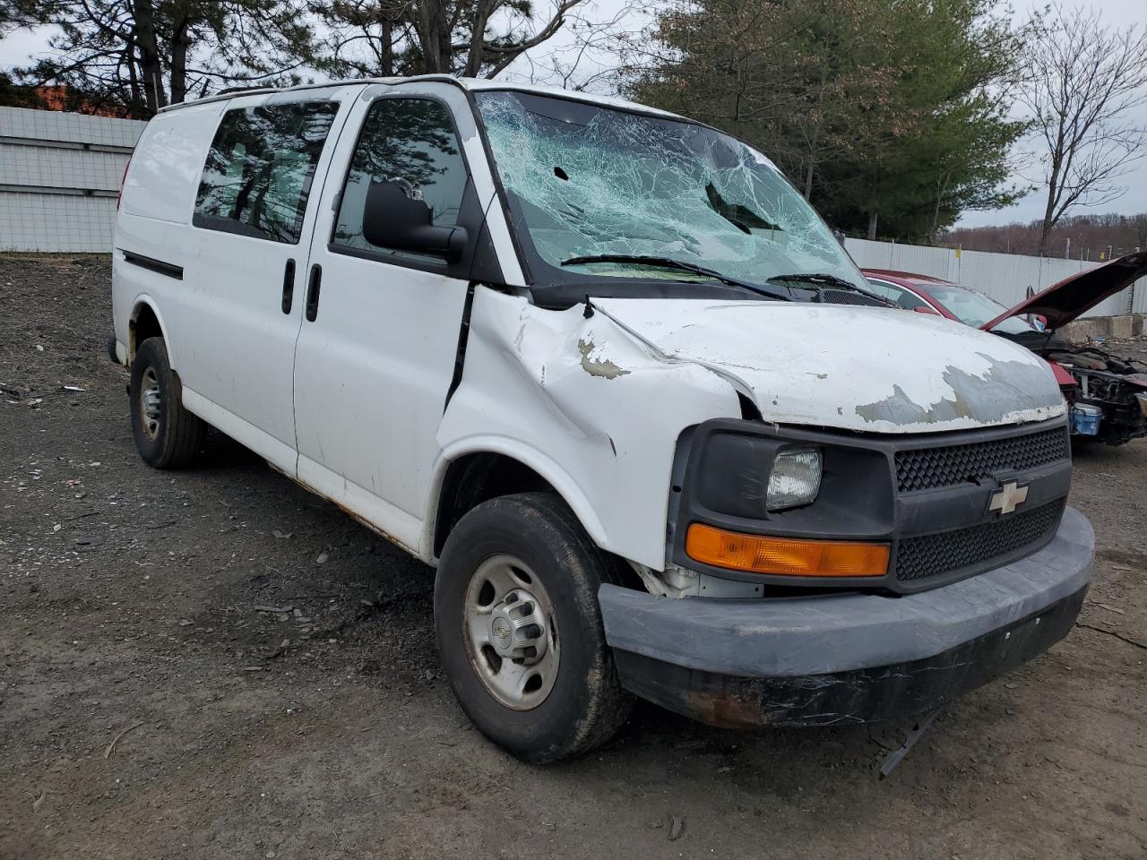 Photo 3 VIN: 1GCGG25C781119016 - CHEVROLET EXPRESS 