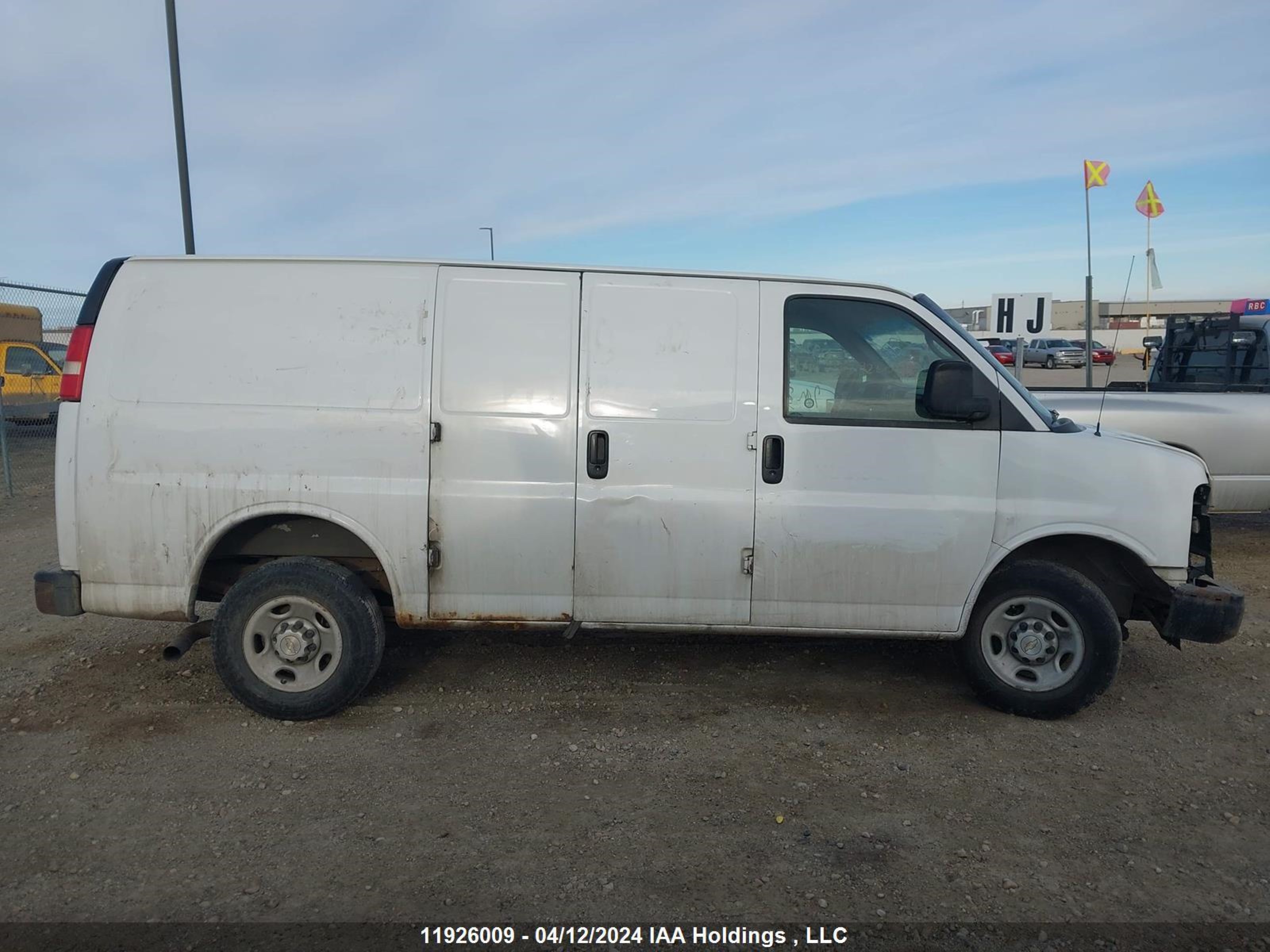 Photo 13 VIN: 1GCGG25CX81183941 - CHEVROLET EXPRESS 