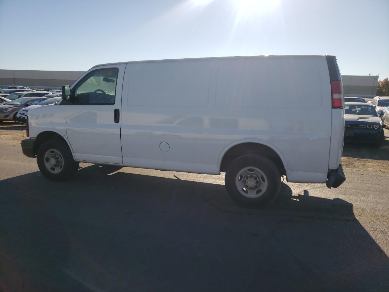 Photo 1 VIN: 1GCGG25CX81215691 - CHEVROLET EXPRESS 