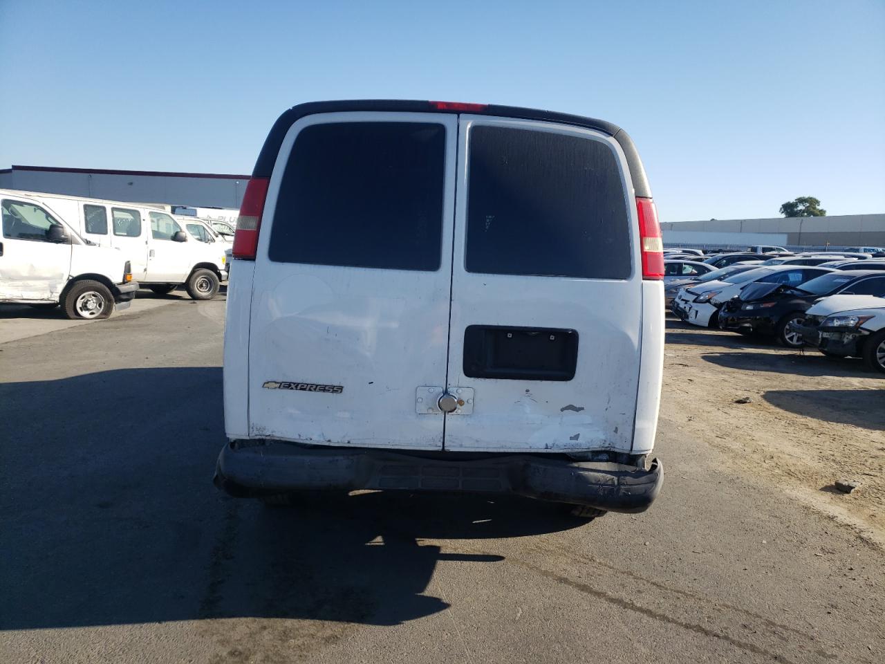 Photo 5 VIN: 1GCGG25CX81215691 - CHEVROLET EXPRESS 