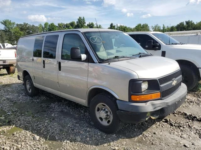 Photo 3 VIN: 1GCGG25CX91134756 - CHEVROLET EXPRESS G2 