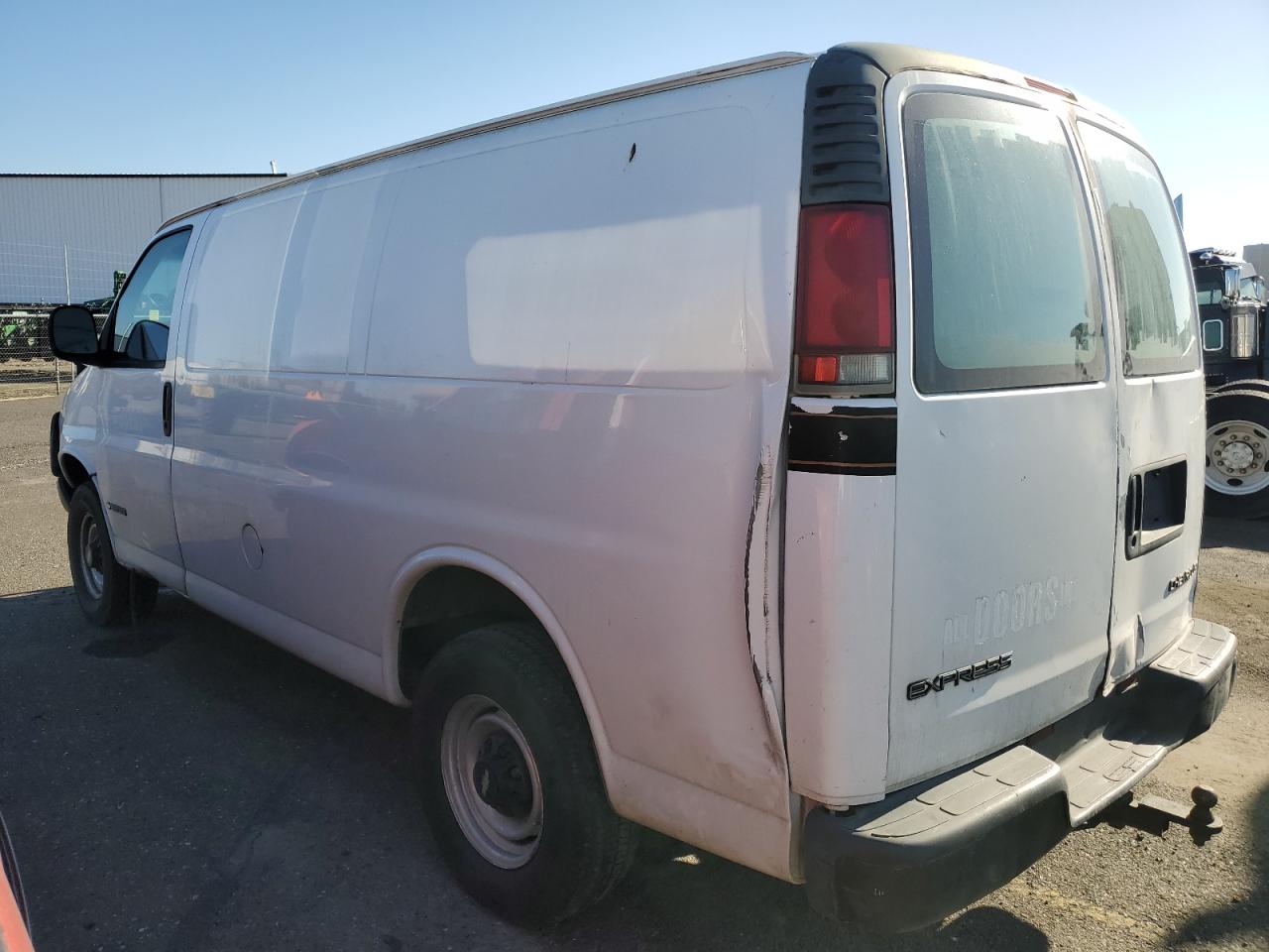 Photo 1 VIN: 1GCGG25R8Y1277031 - CHEVROLET EXPRESS 