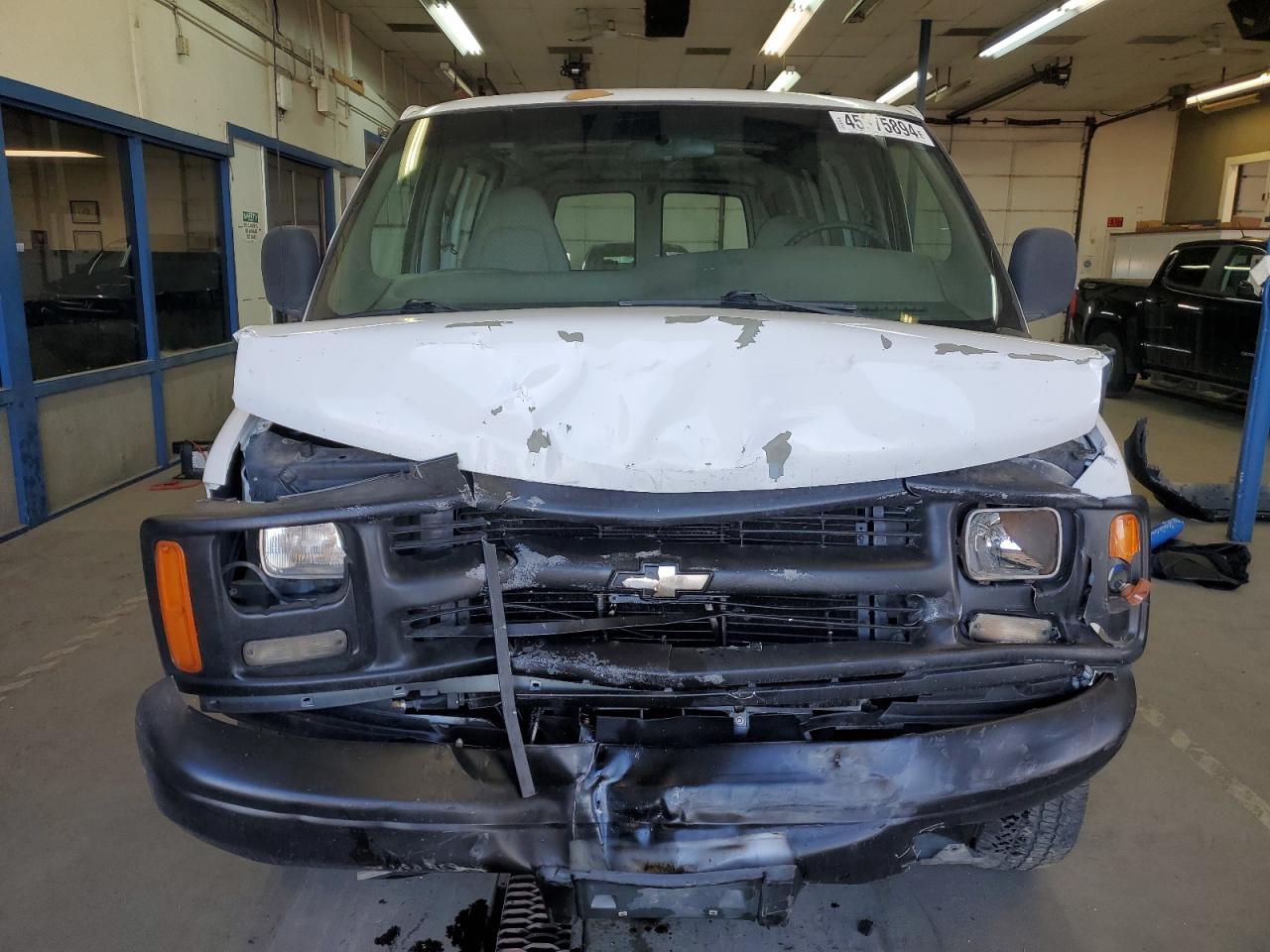 Photo 10 VIN: 1GCGG25R8Y1277031 - CHEVROLET EXPRESS 