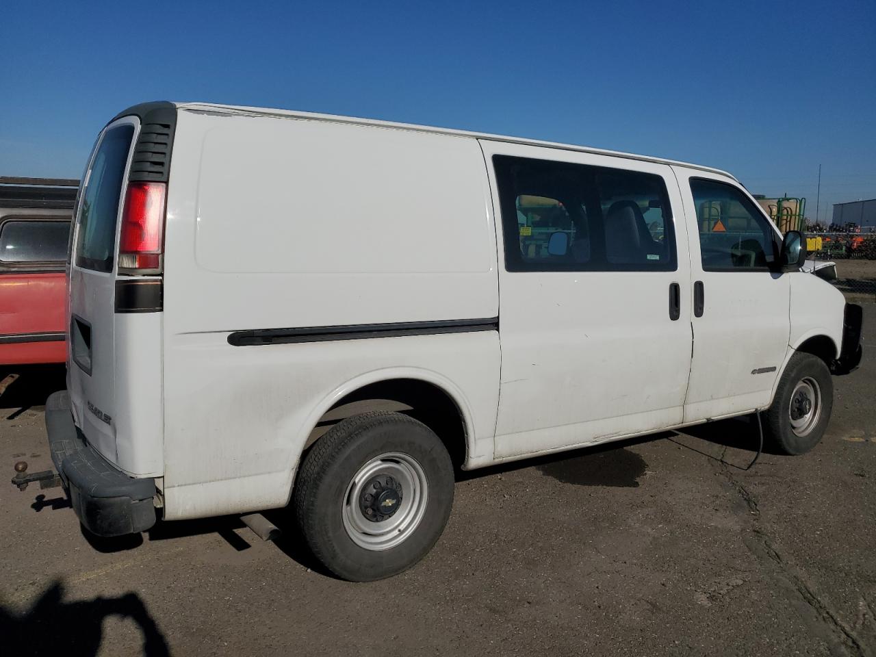 Photo 2 VIN: 1GCGG25R8Y1277031 - CHEVROLET EXPRESS 