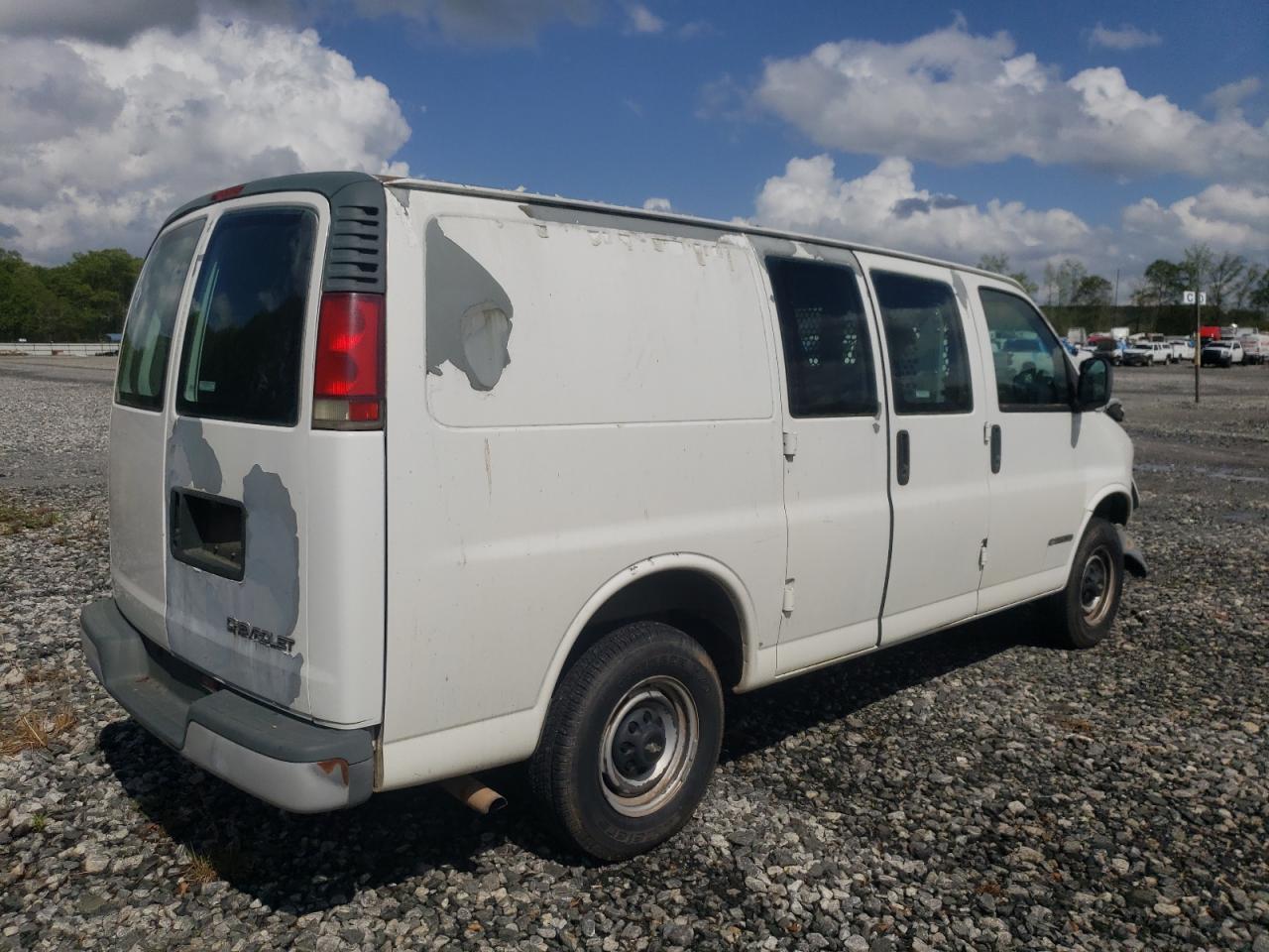 Photo 2 VIN: 1GCGG25RXW1063591 - CHEVROLET EXPRESS 