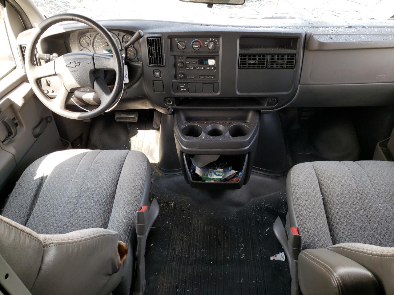 Photo 7 VIN: 1GCGG25U461106942 - CHEVROLET EXPRESS 