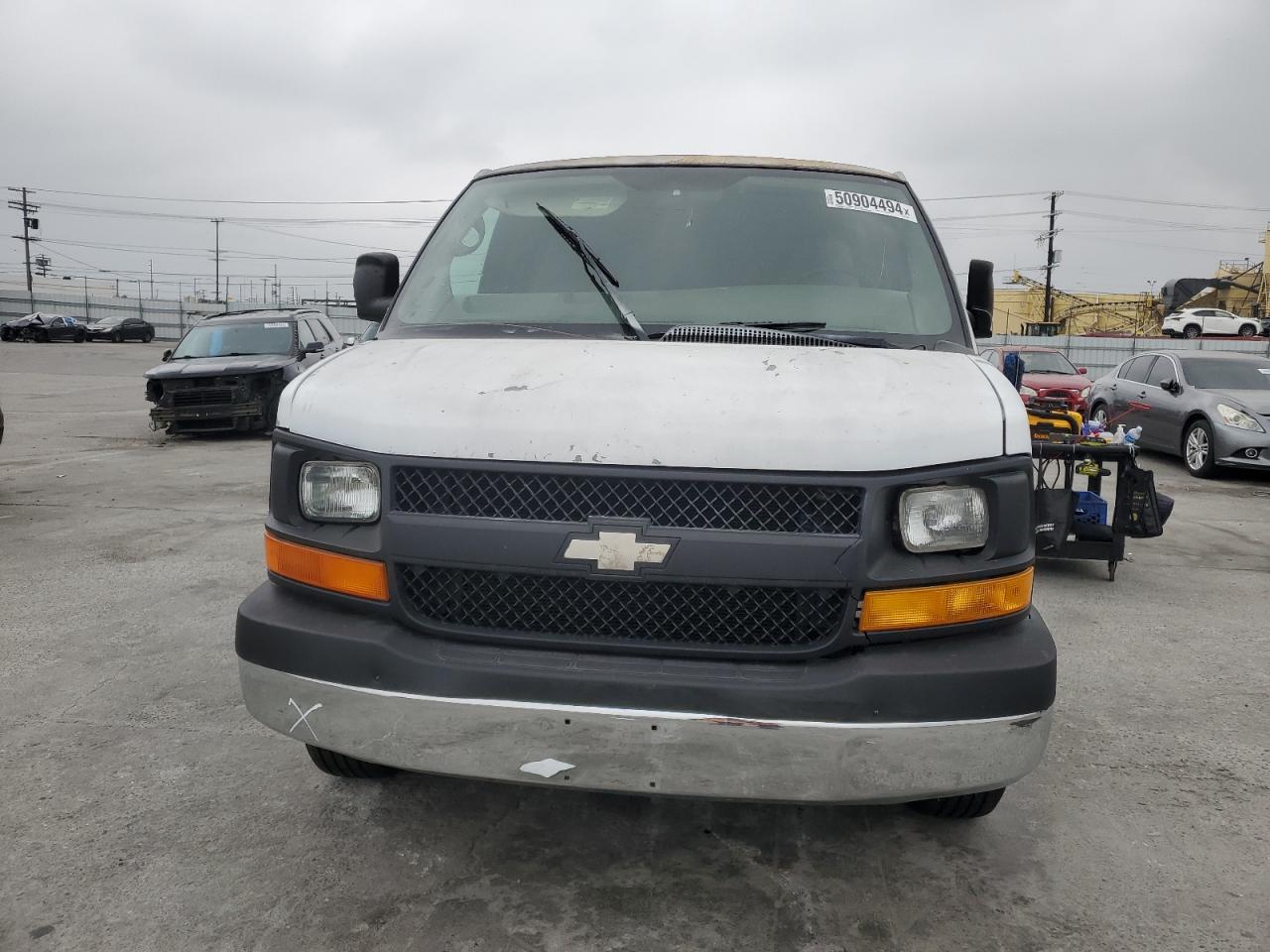 Photo 4 VIN: 1GCGG25V051162027 - CHEVROLET EXPRESS 