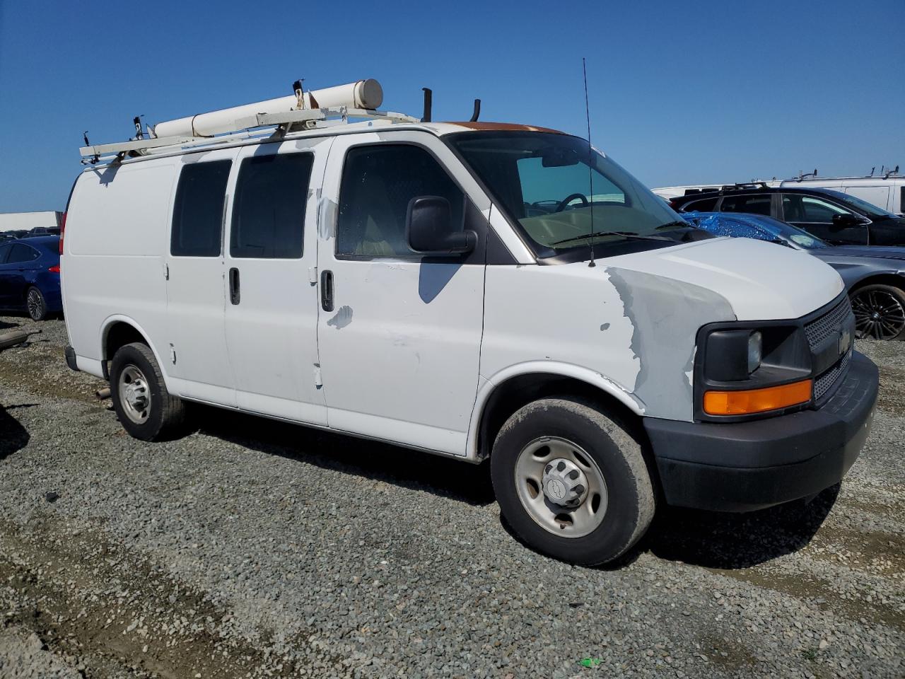 Photo 3 VIN: 1GCGG25V061185390 - CHEVROLET EXPRESS 