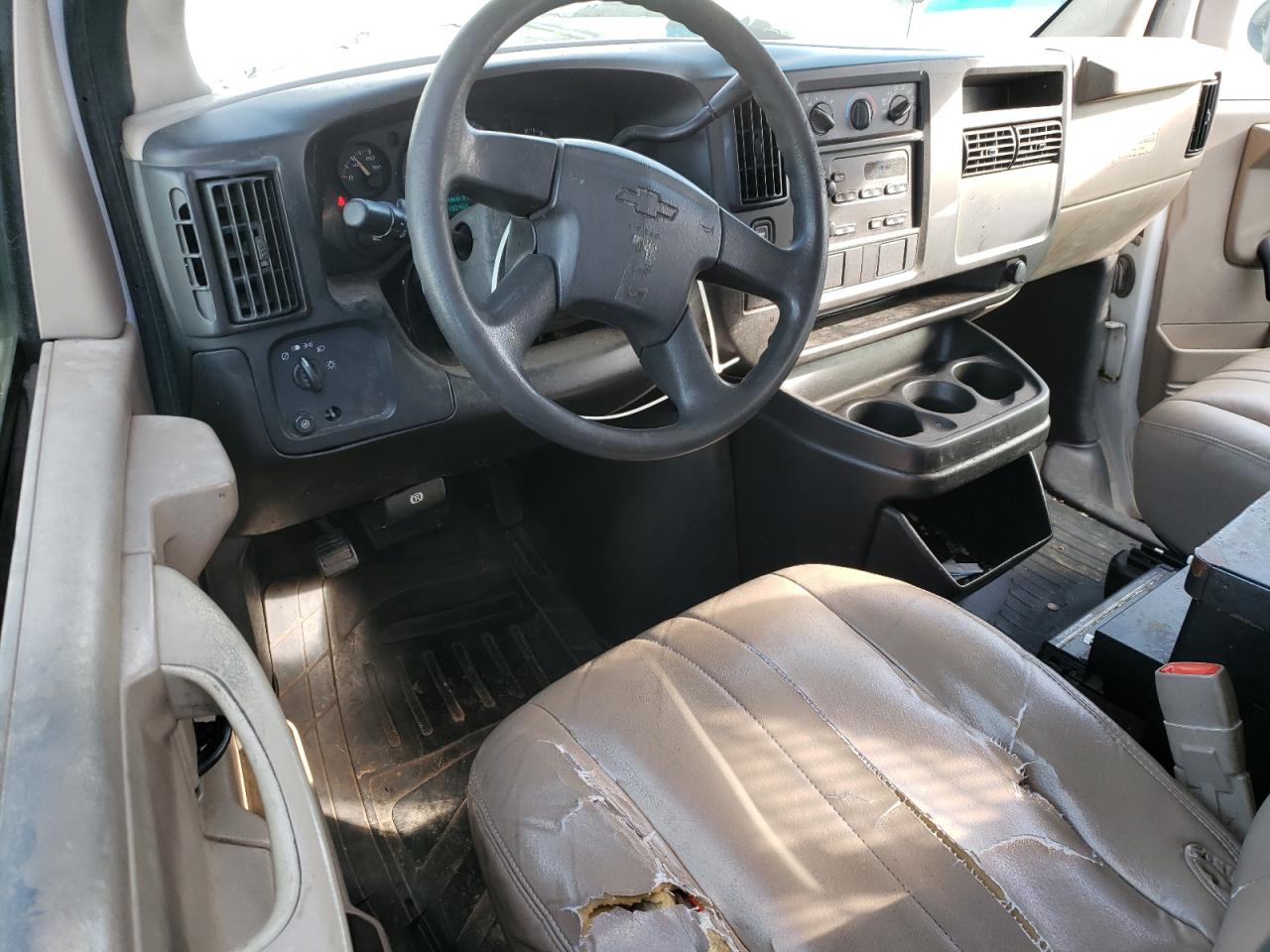 Photo 7 VIN: 1GCGG25V161184782 - CHEVROLET EXPRESS 