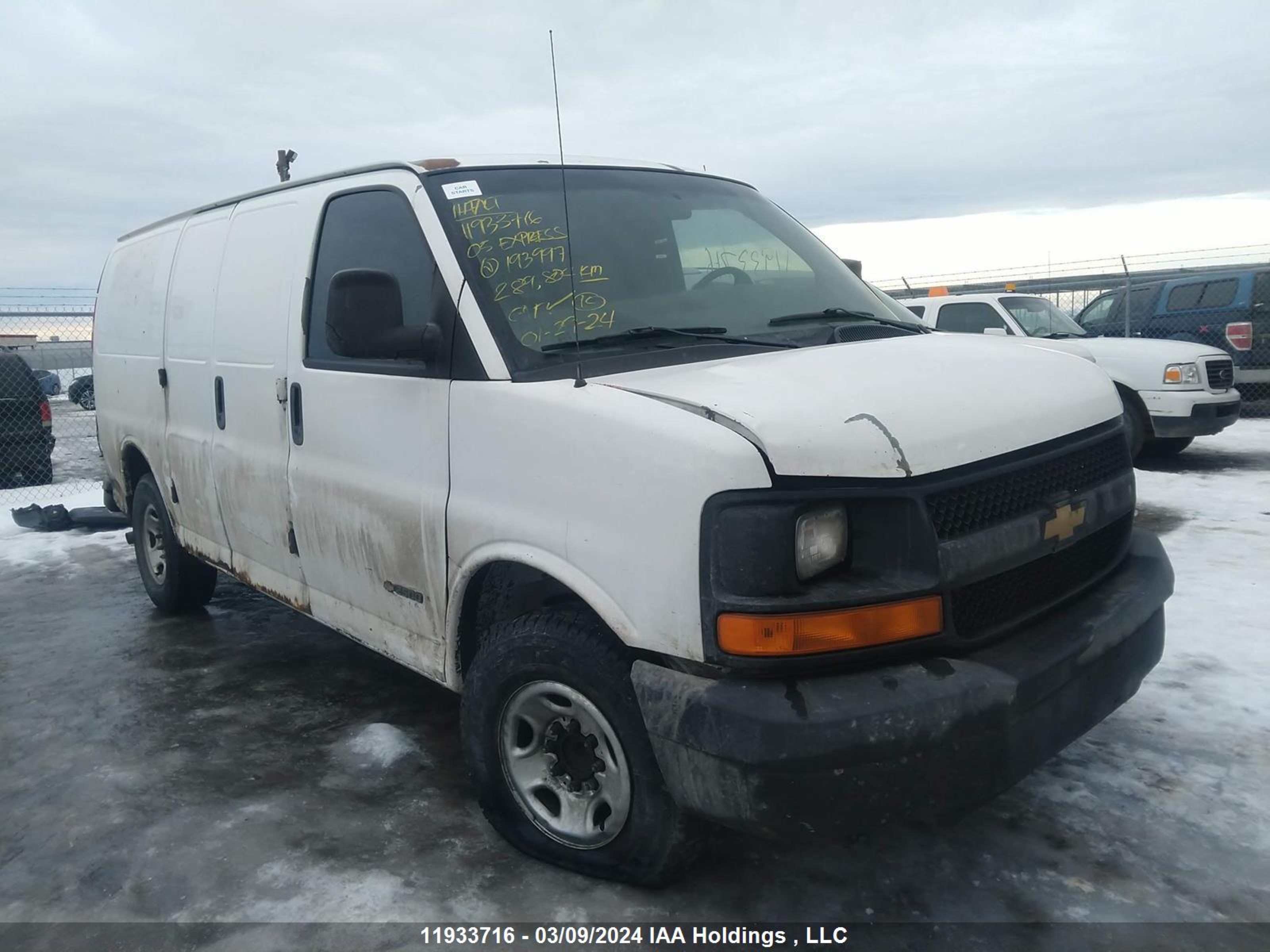 Photo 0 VIN: 1GCGG25V351193997 - CHEVROLET EXPRESS 