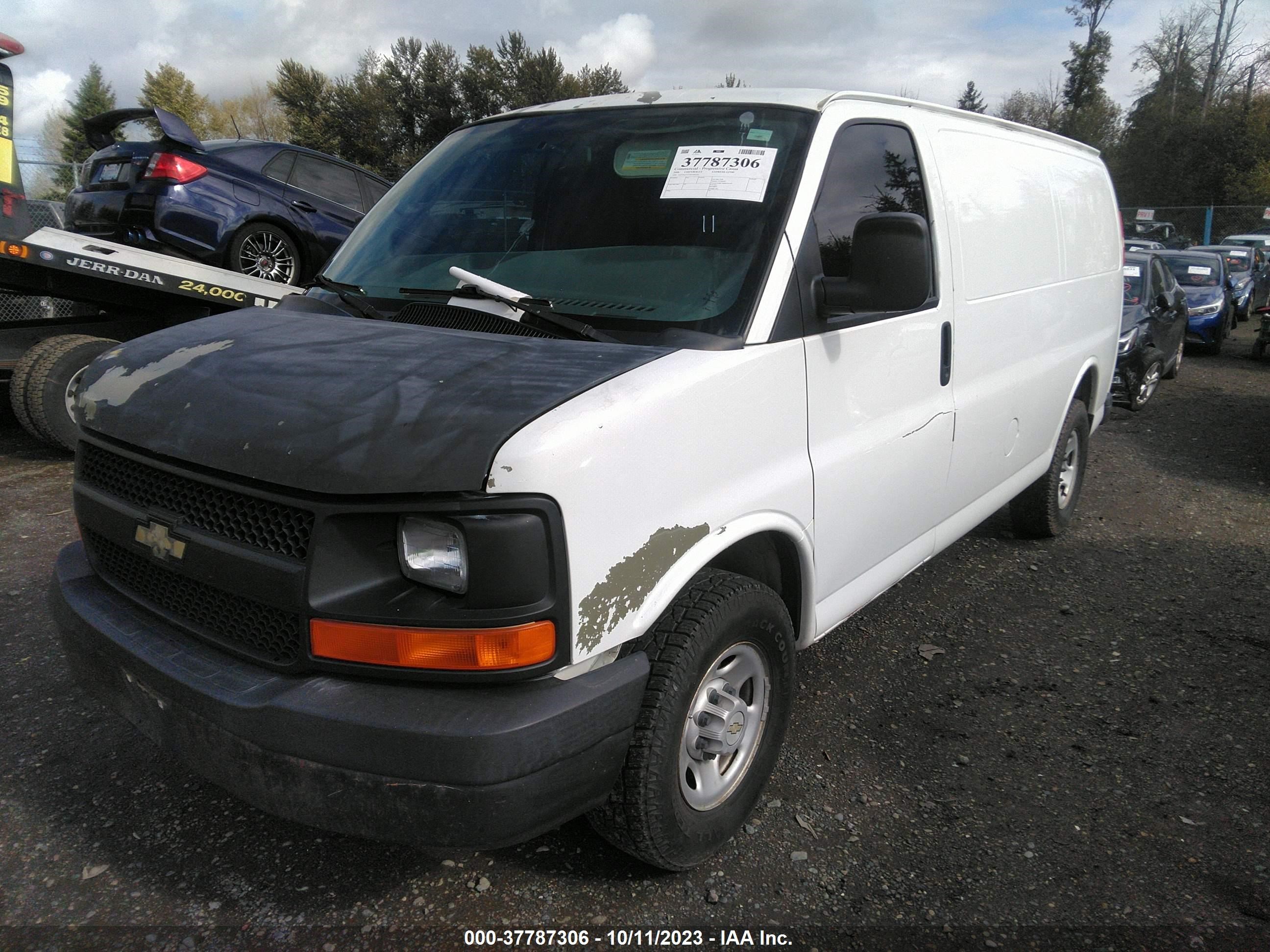 Photo 1 VIN: 1GCGG25V361103216 - CHEVROLET EXPRESS 