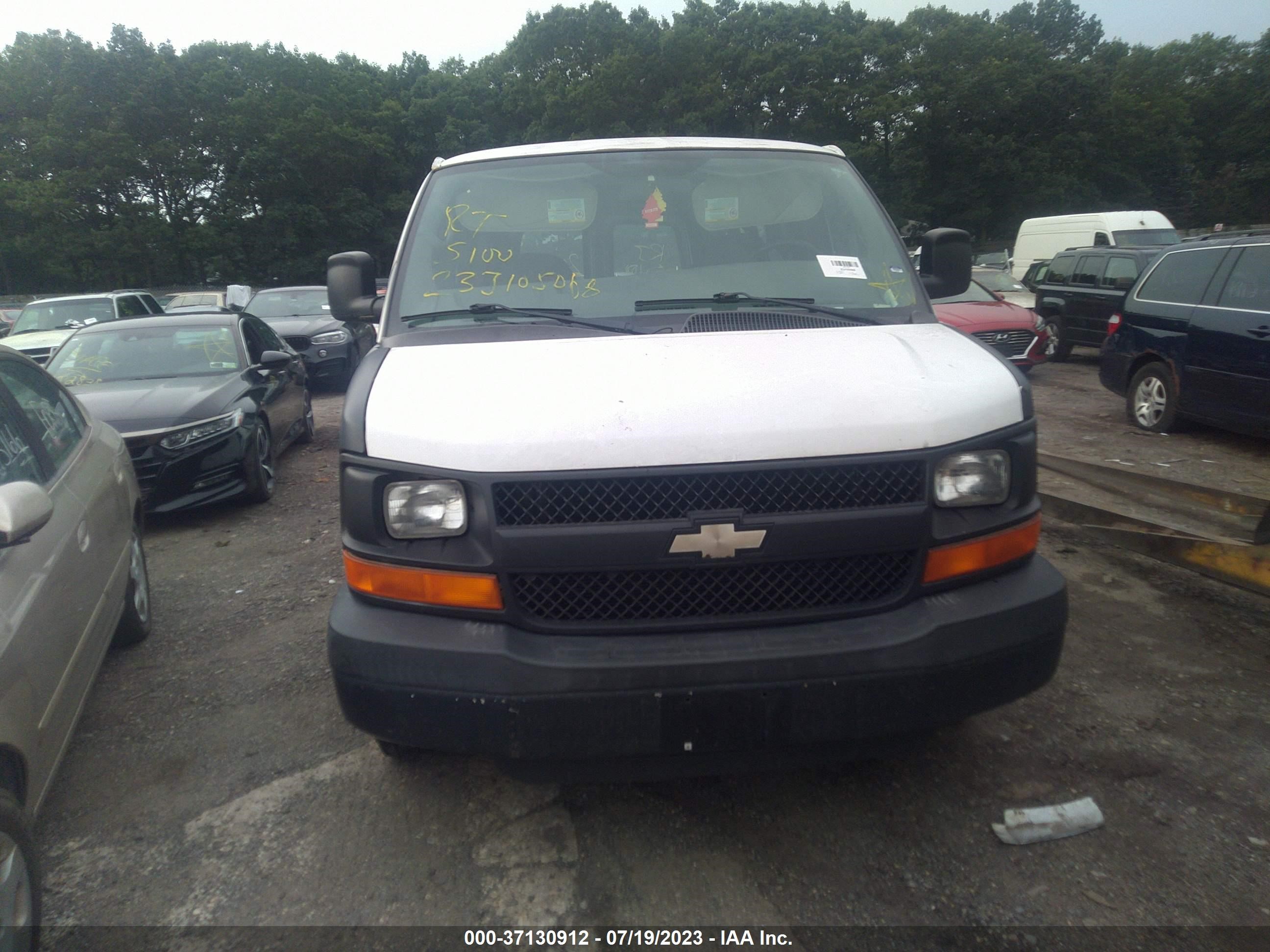 Photo 5 VIN: 1GCGG25V561111673 - CHEVROLET EXPRESS 