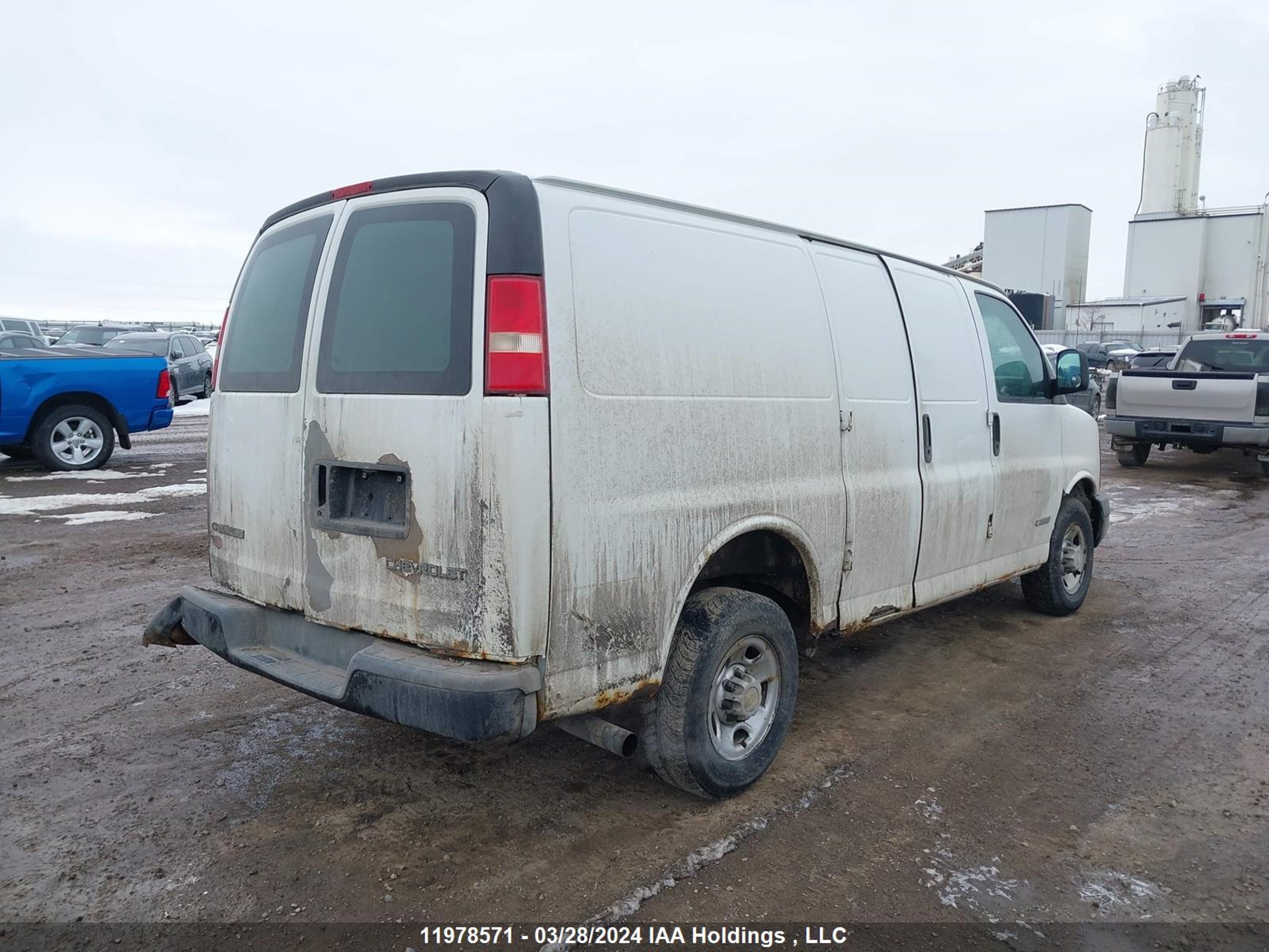 Photo 3 VIN: 1GCGG25V931227650 - CHEVROLET EXPRESS 