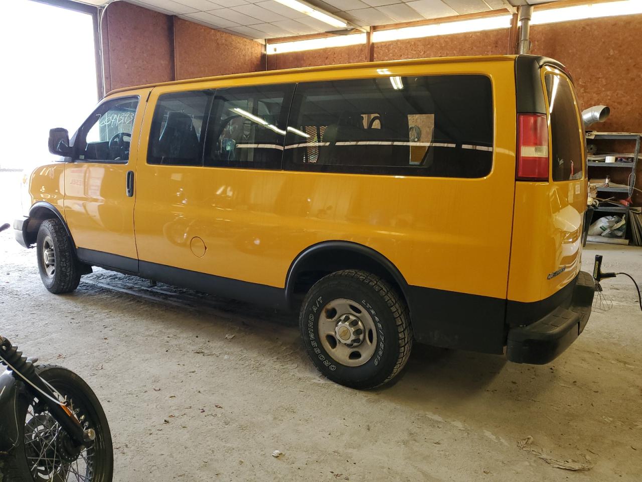 Photo 1 VIN: 1GCGG25V971178956 - CHEVROLET EXPRESS 