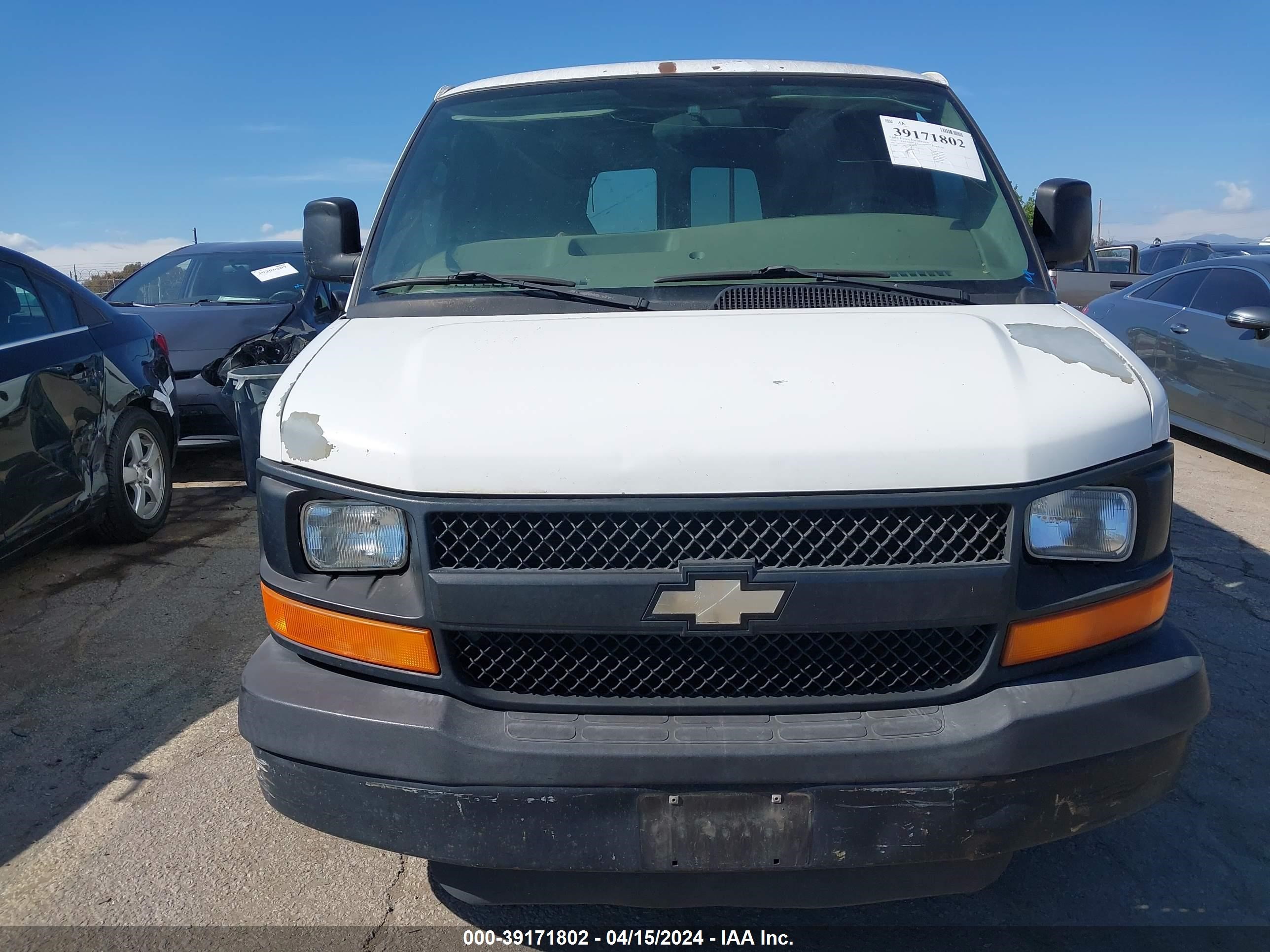 Photo 11 VIN: 1GCGG29CX81167278 - CHEVROLET EXPRESS 