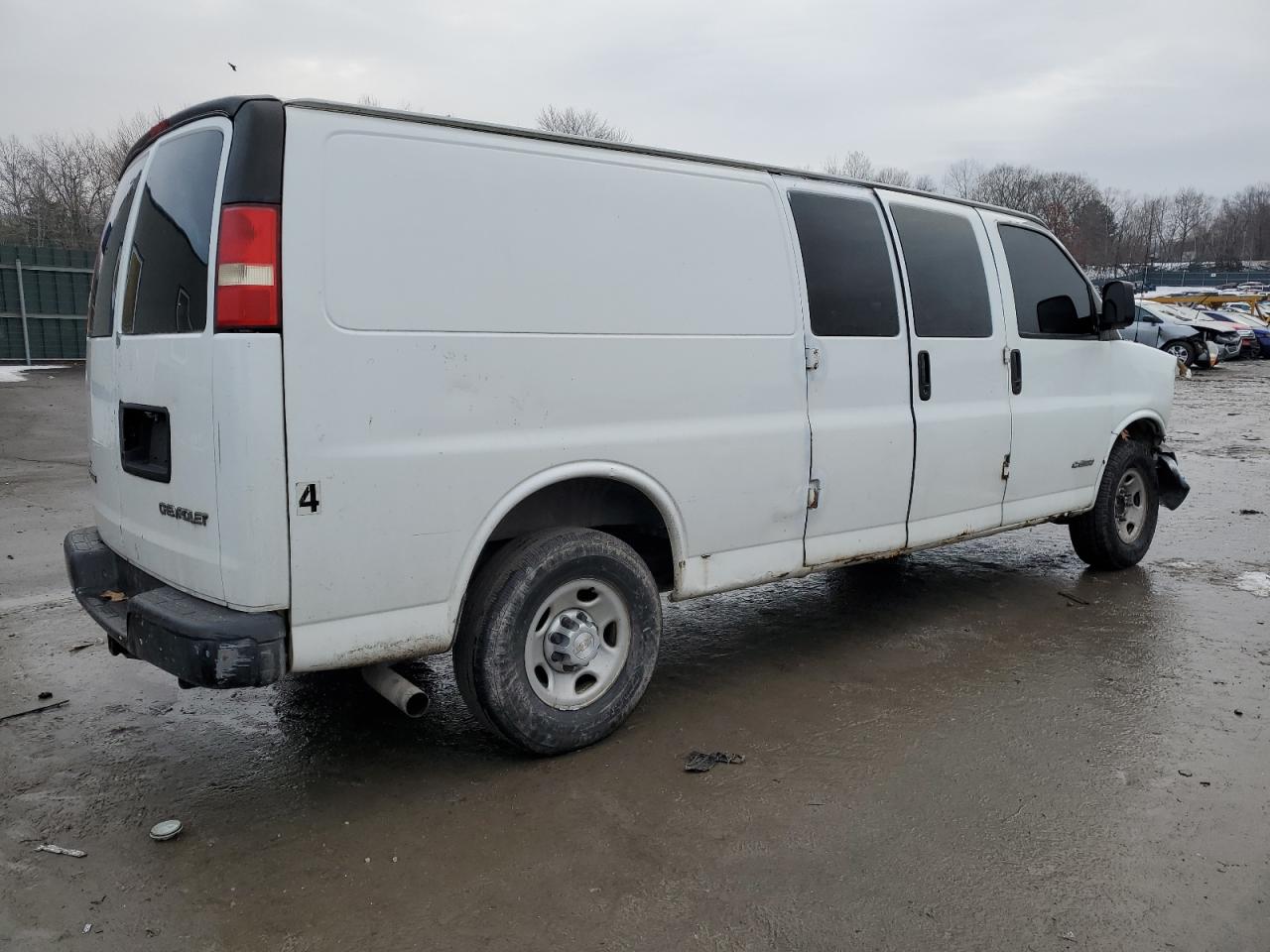 Photo 2 VIN: 1GCGG29VX51114318 - CHEVROLET EXPRESS 